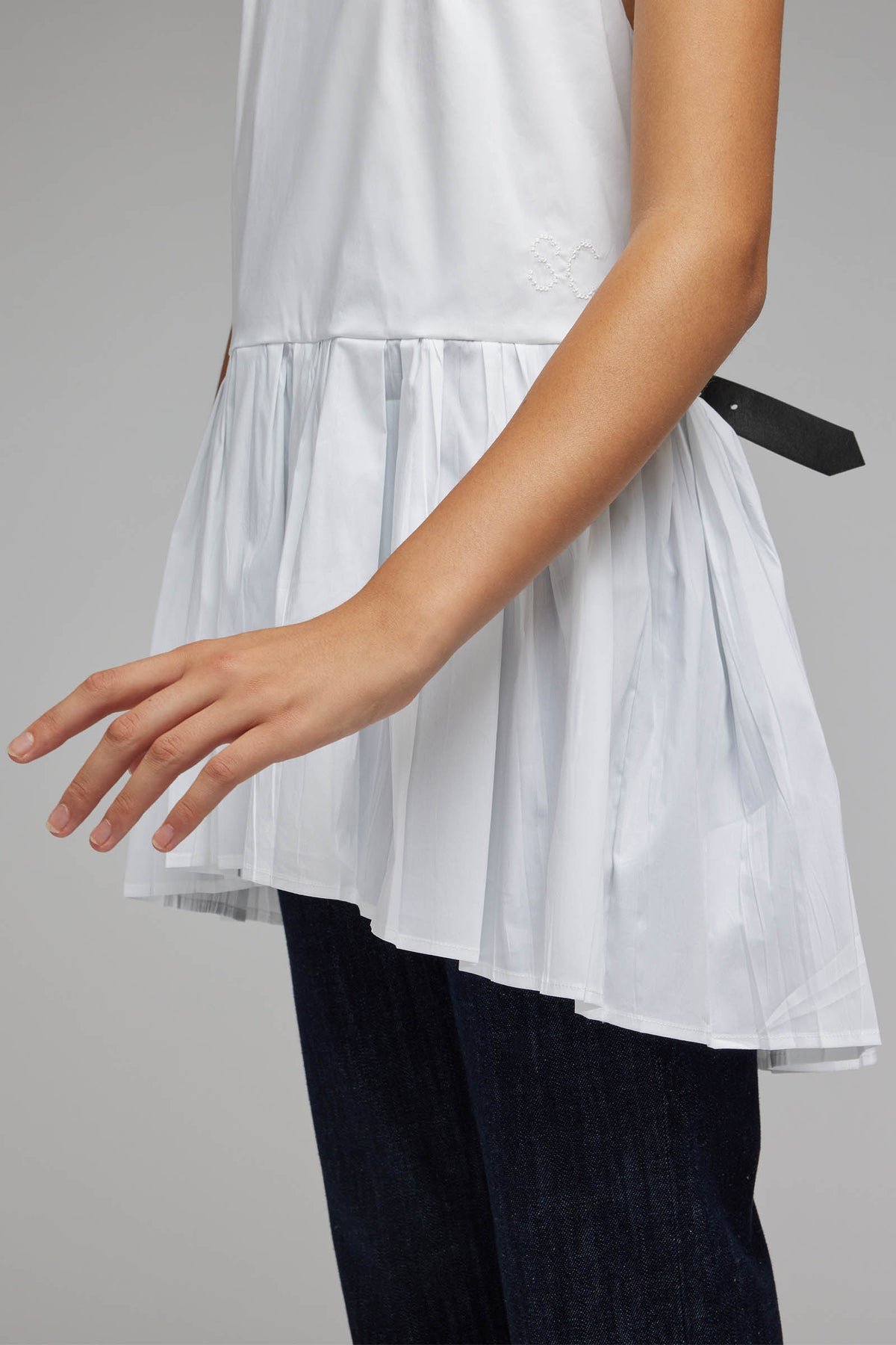 TOP IN POPELINE CON CINTURA