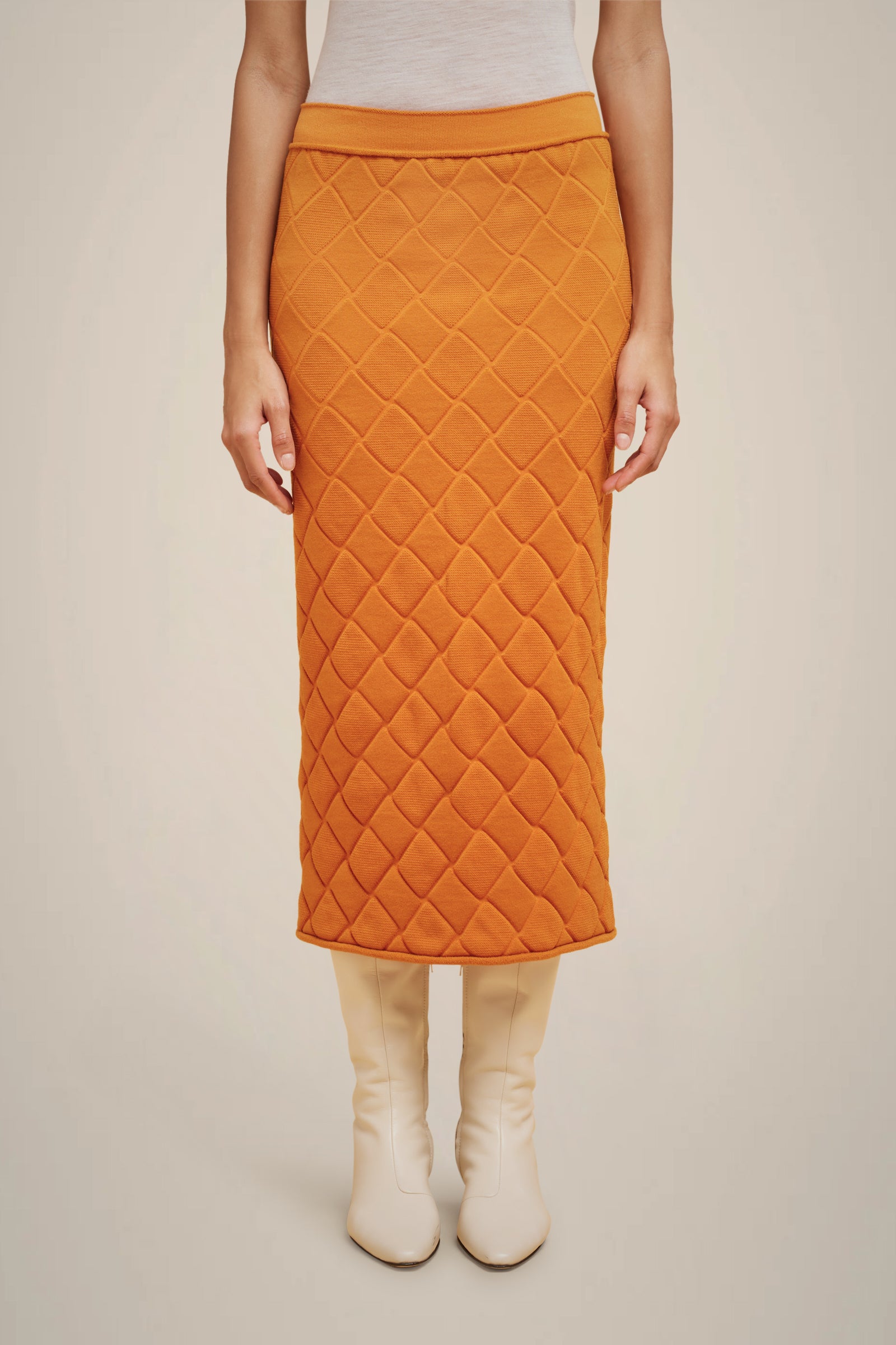 EMBOSSED JACQUARD SKIRT