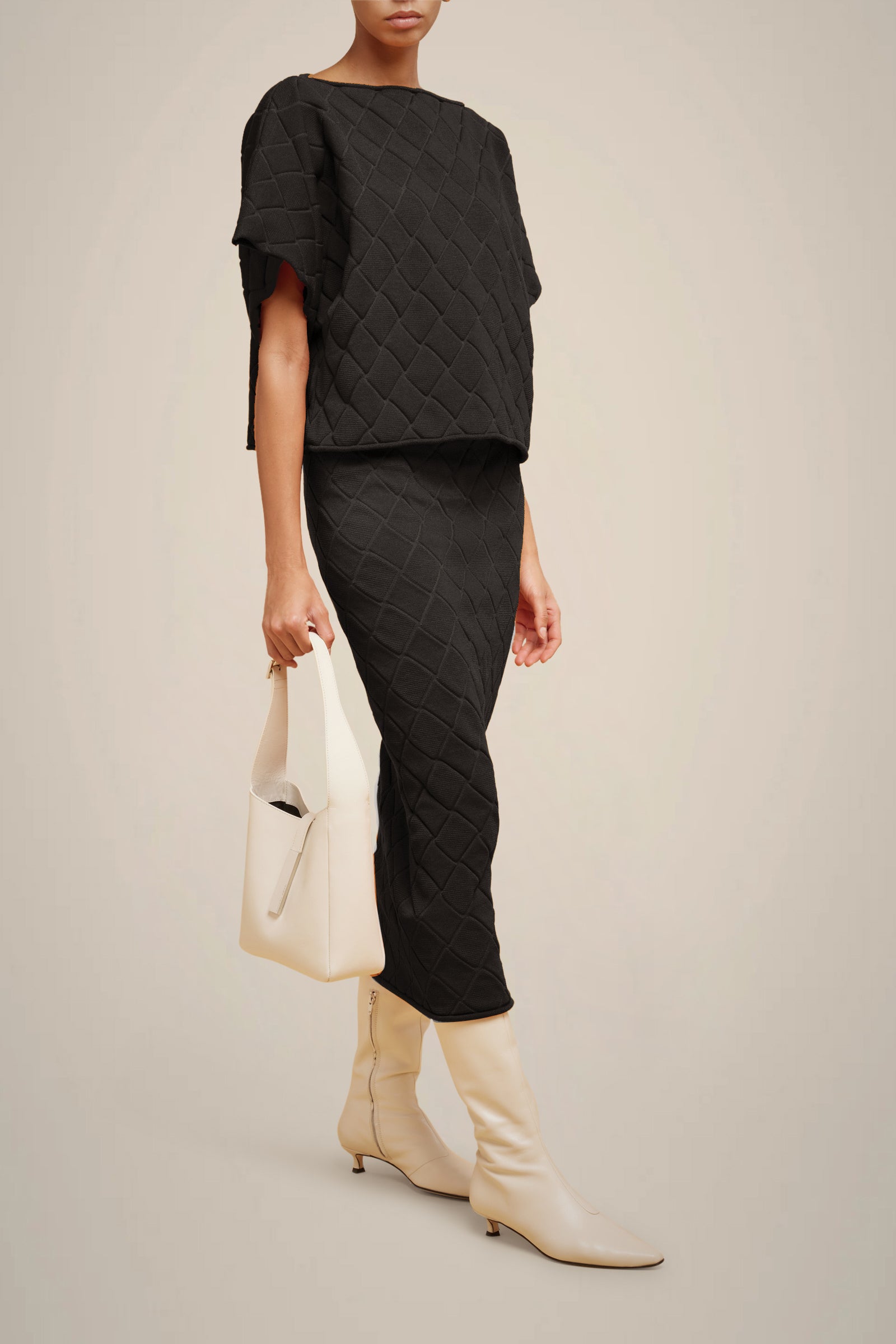 EMBOSSED JACQUARD SKIRT