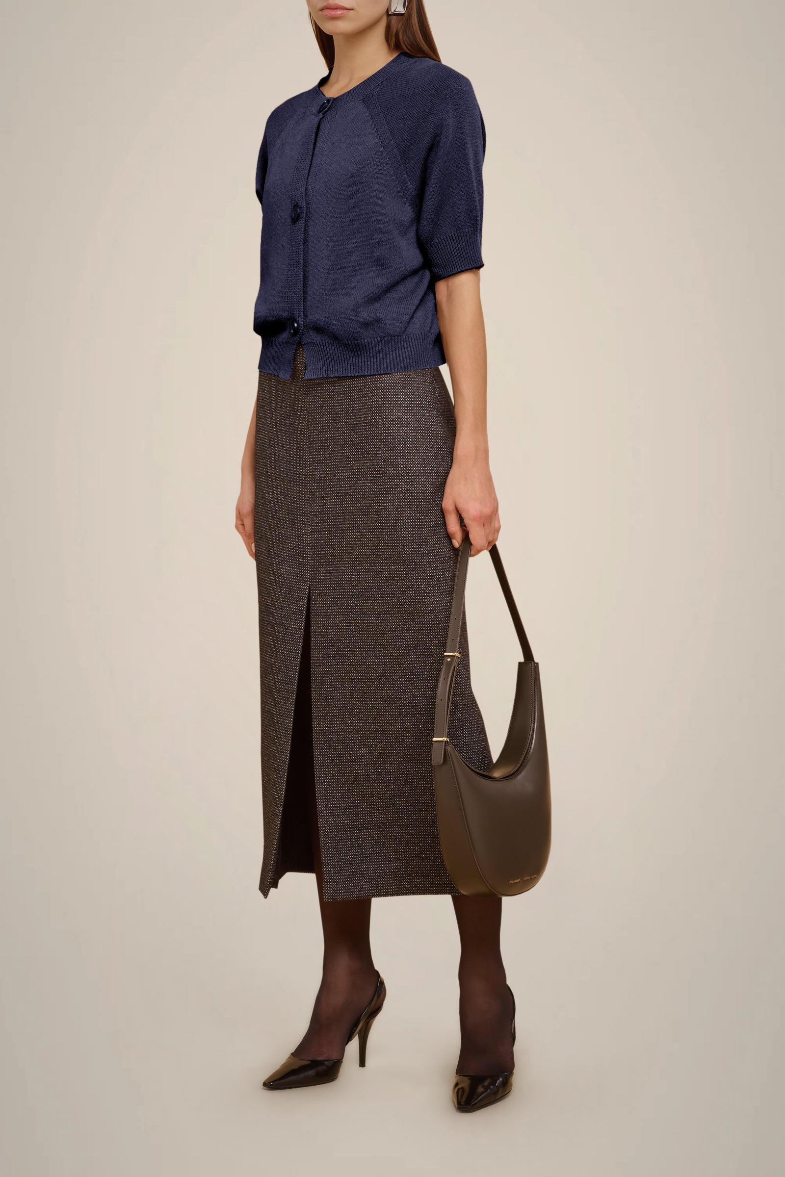 SHORT-SLEEVED CARDIGAN
