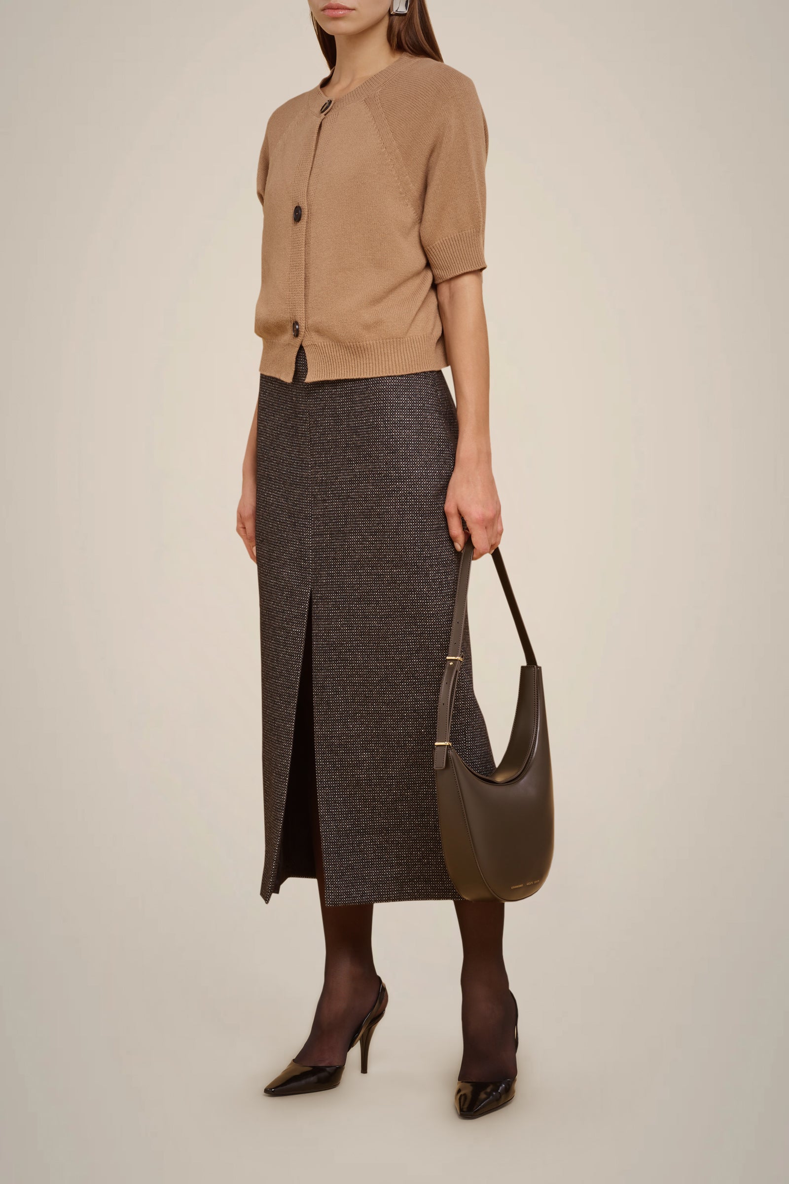 SHORT-SLEEVED CARDIGAN