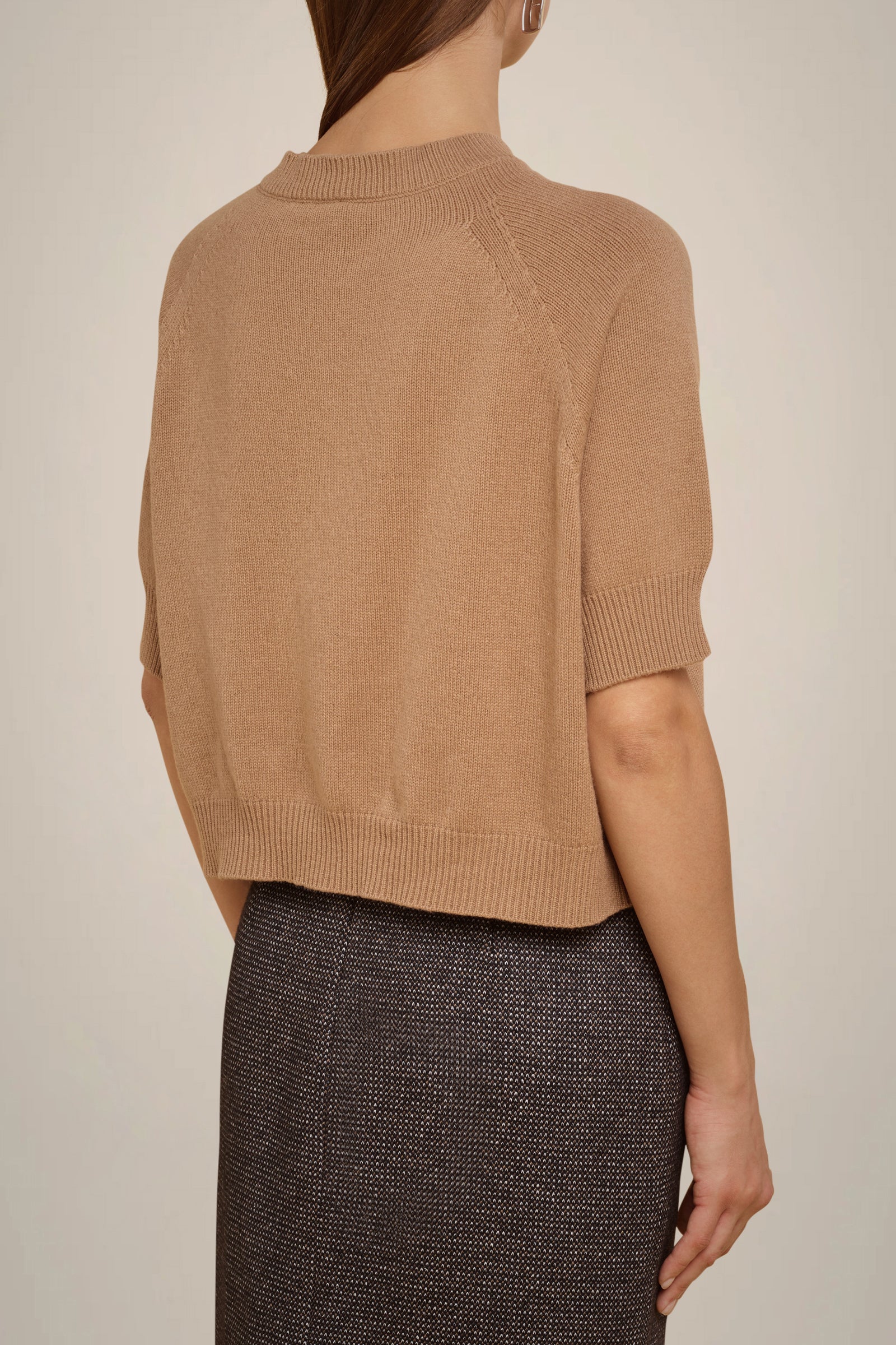 SHORT-SLEEVED CARDIGAN