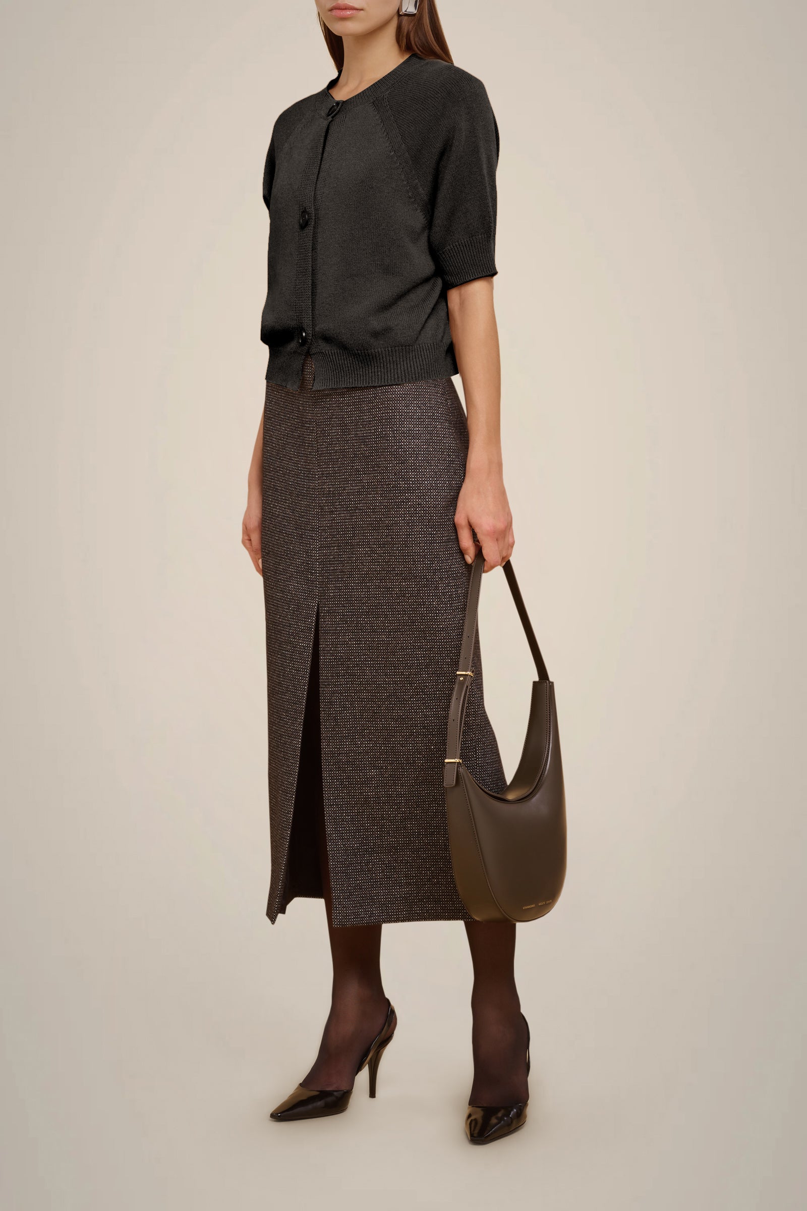 SHORT-SLEEVED CARDIGAN