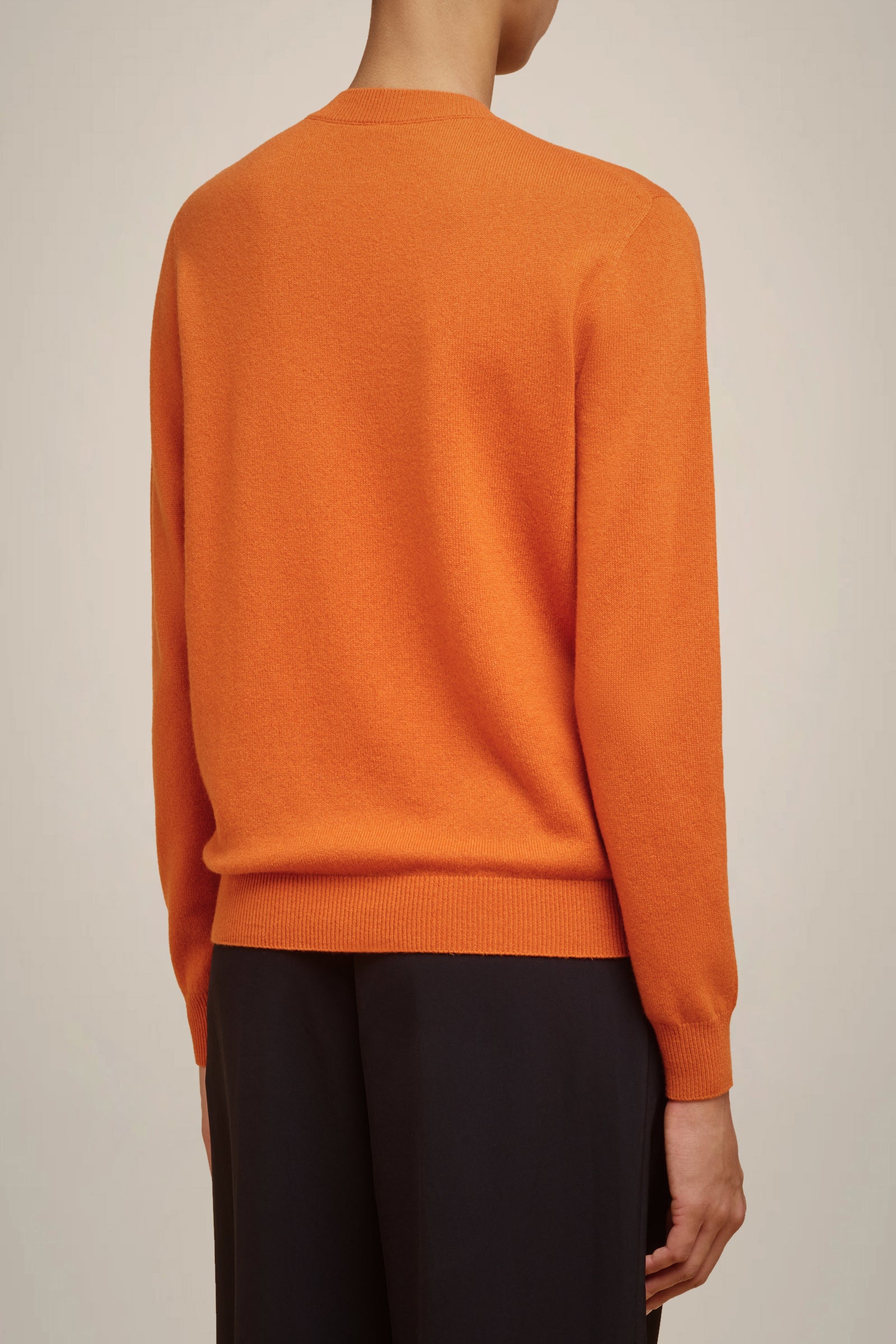 100% CASHMERE SWEATER