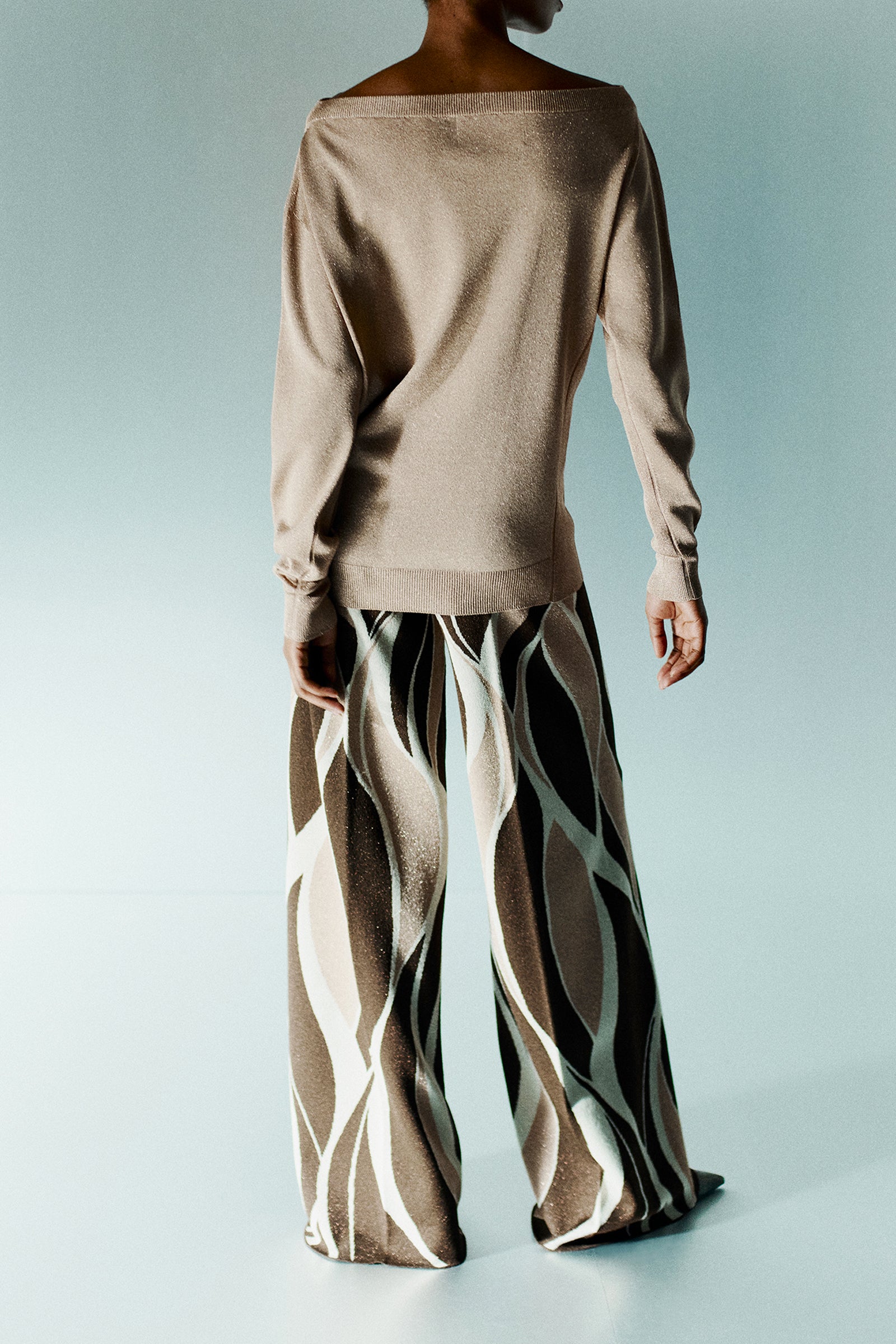 MAGLIA CON SPALLA SCOPERTA IN LUREX