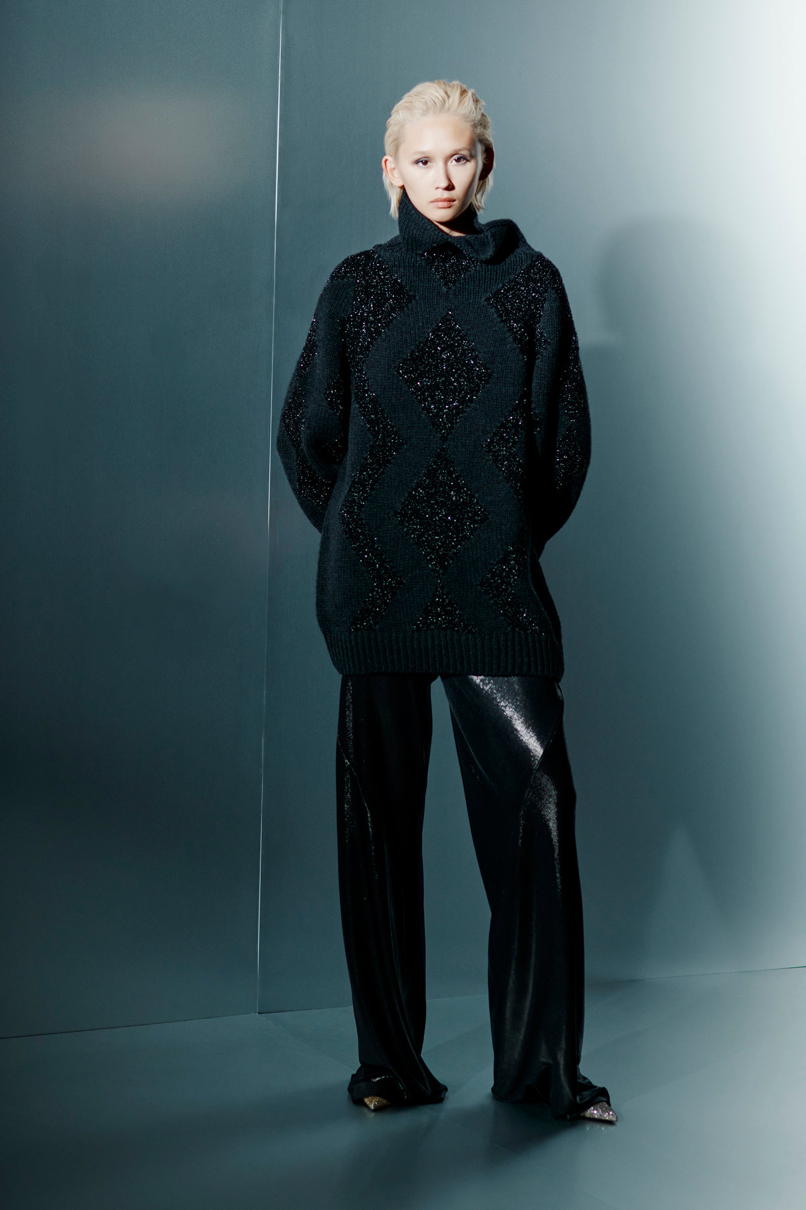 MAGLIONE DOLCEVITA OVERSIZE A FANTASIA GEOMETRICA