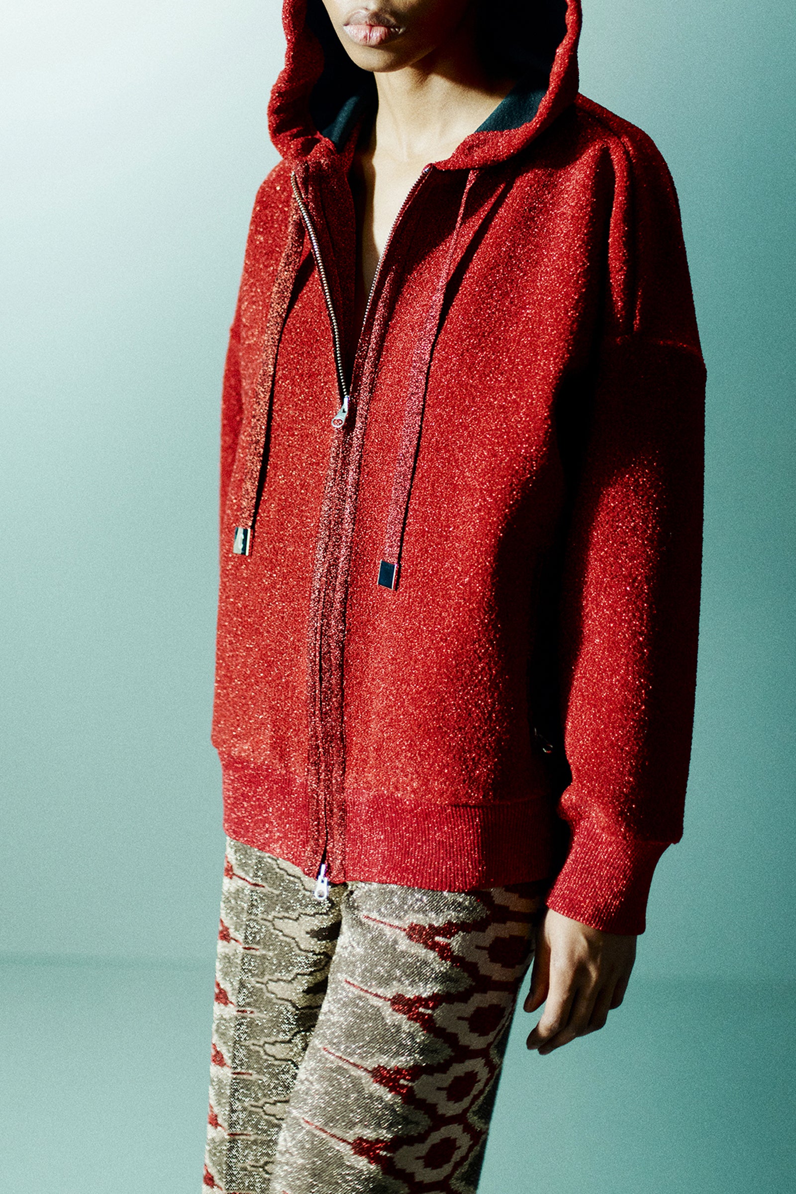 FELPA BOMBER IN LUREX CON CAPPUCCIO