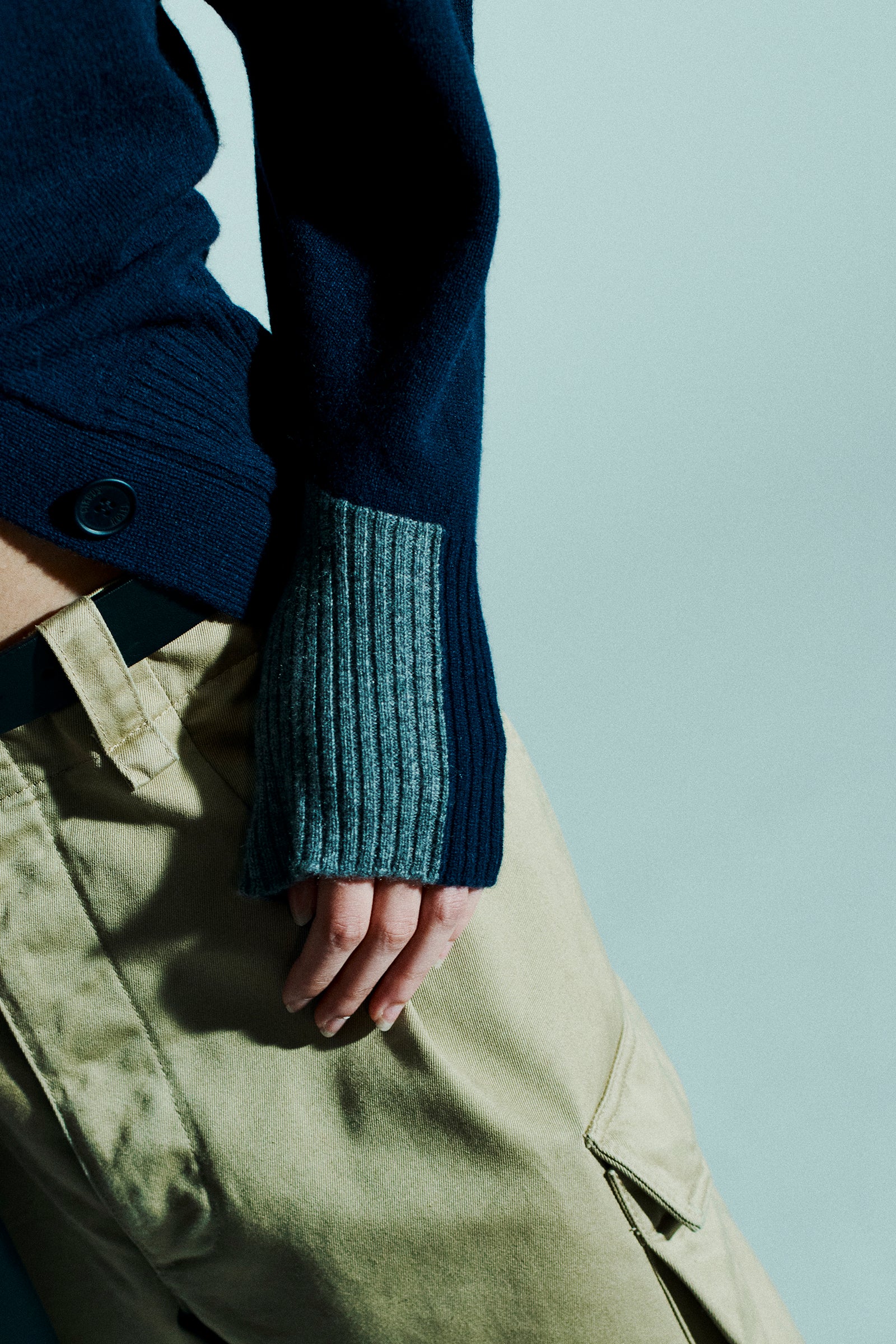 CARDIGAN CORTO IN CASHMERE