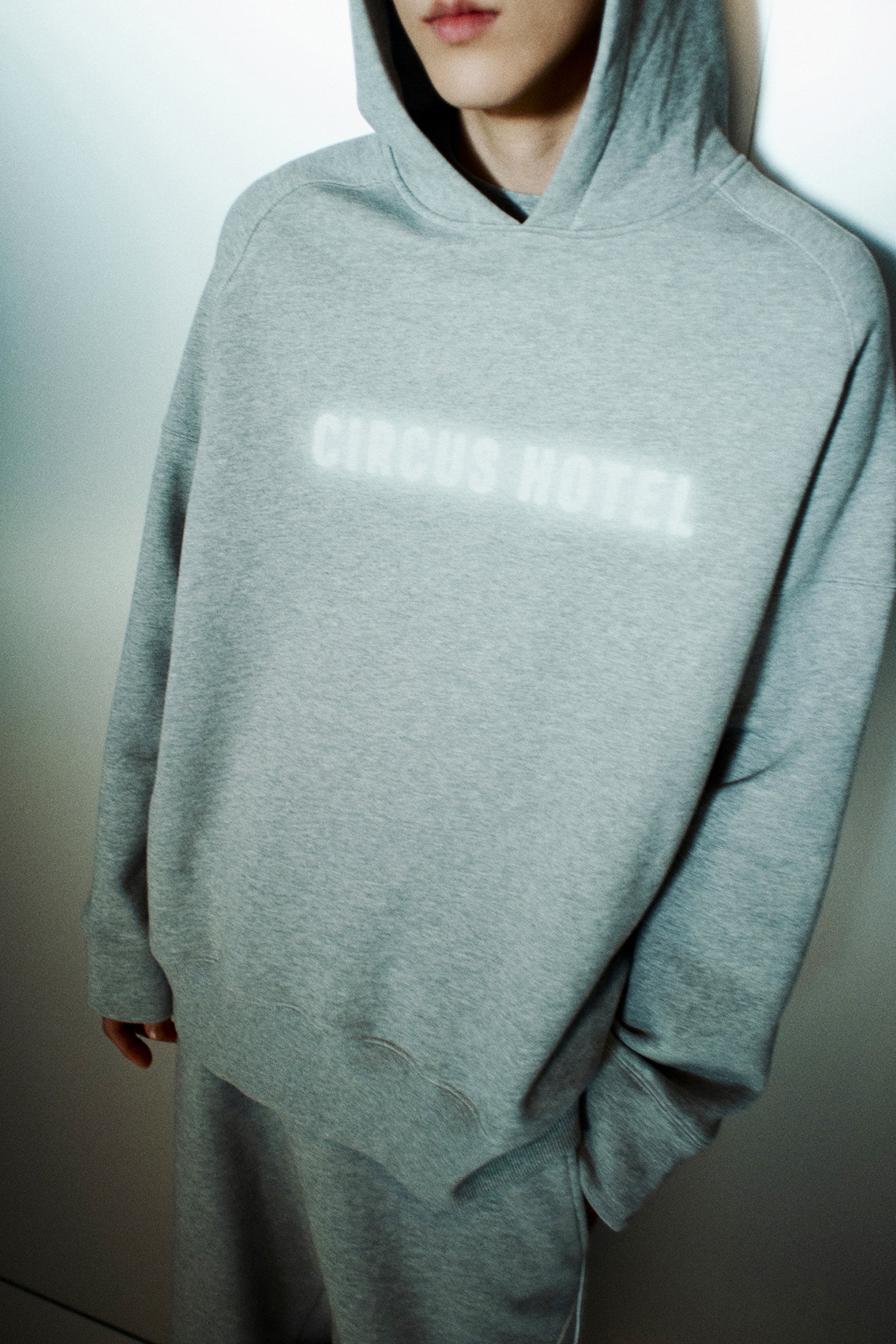 FELPA HOODIE CON STAMPA LOGO