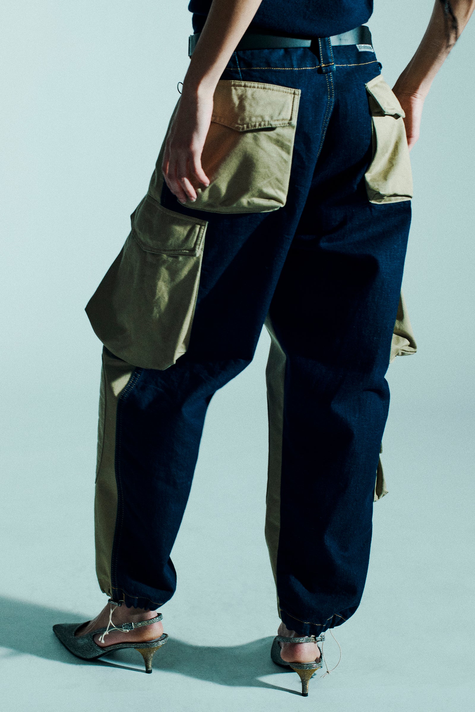 PANTALONE CARGO PATCHWORK
