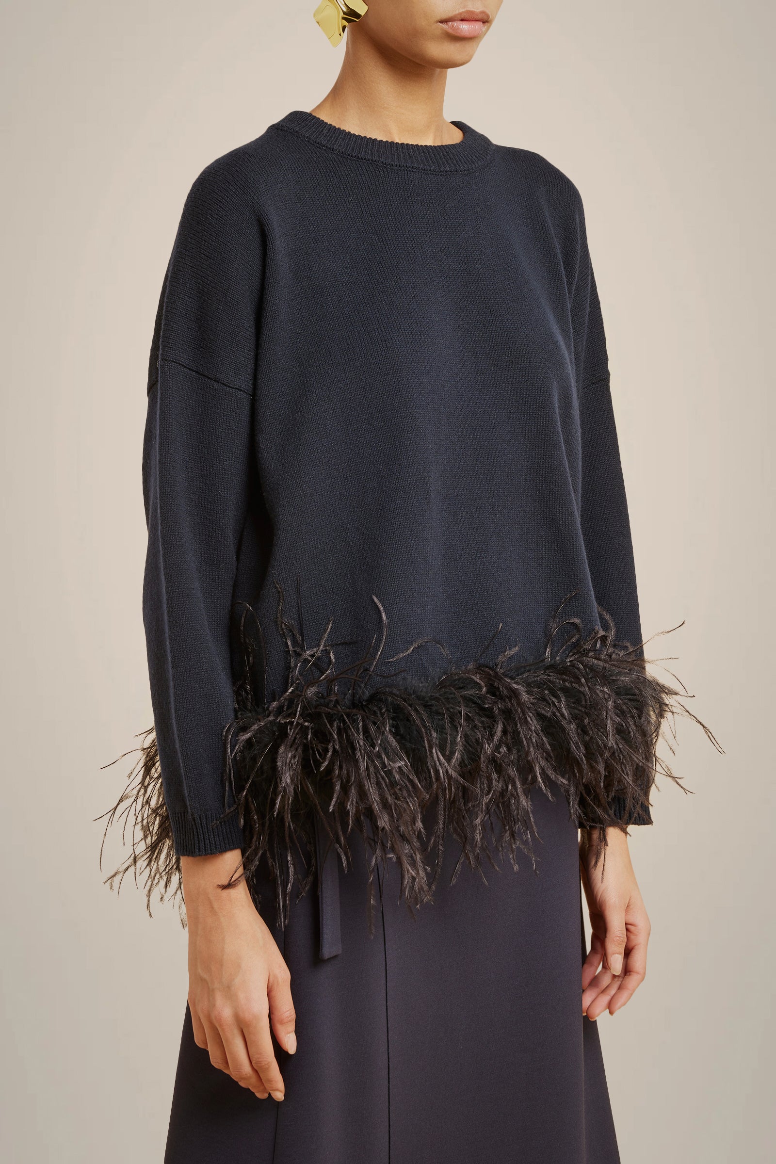 MAGLIA CON PIUME IN CASHMERE RICICLATO