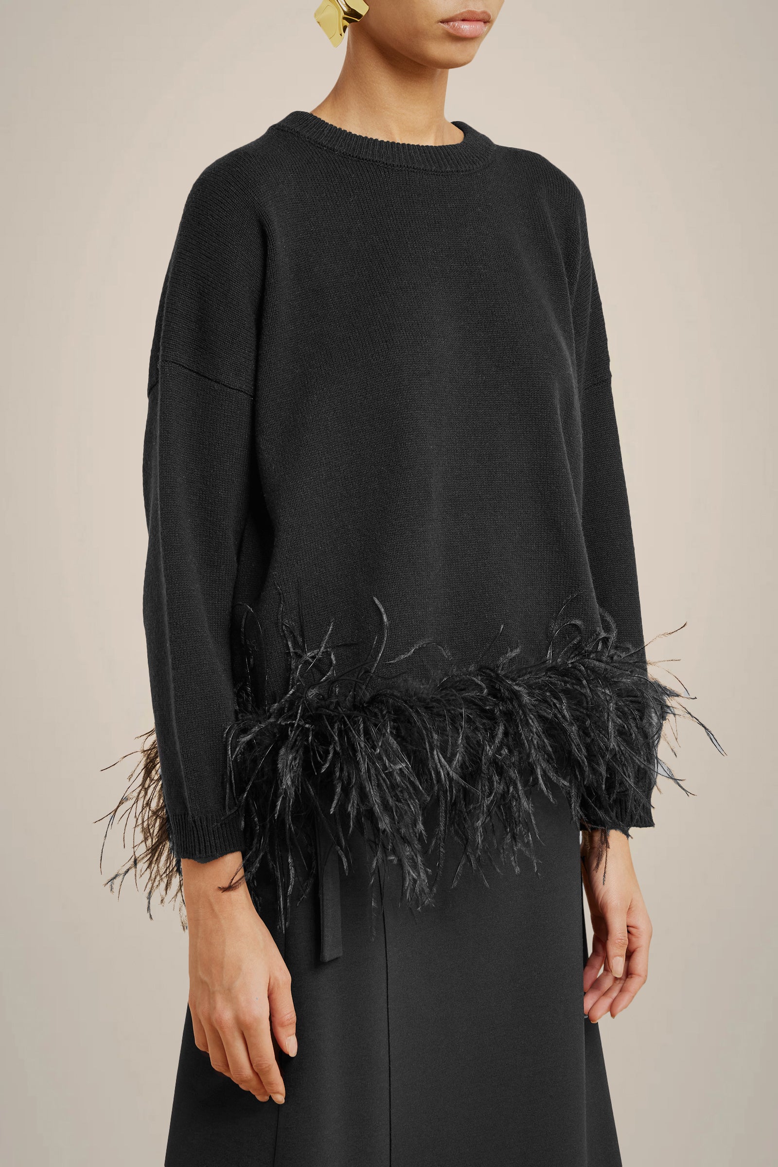 MAGLIA CON PIUME IN CASHMERE RICICLATO