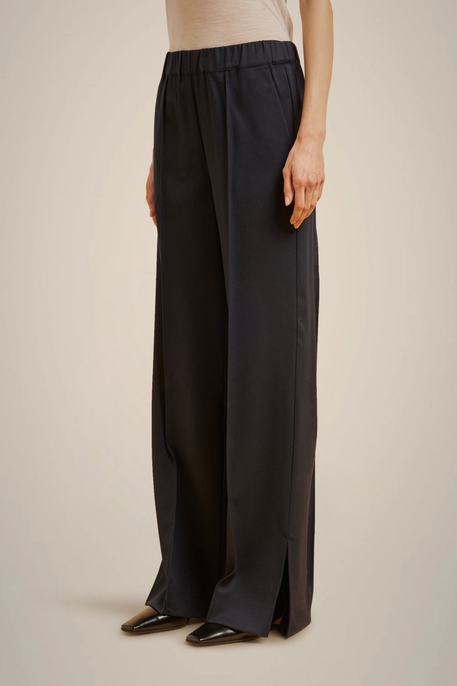 PANTALONE GAMBA AMPIA