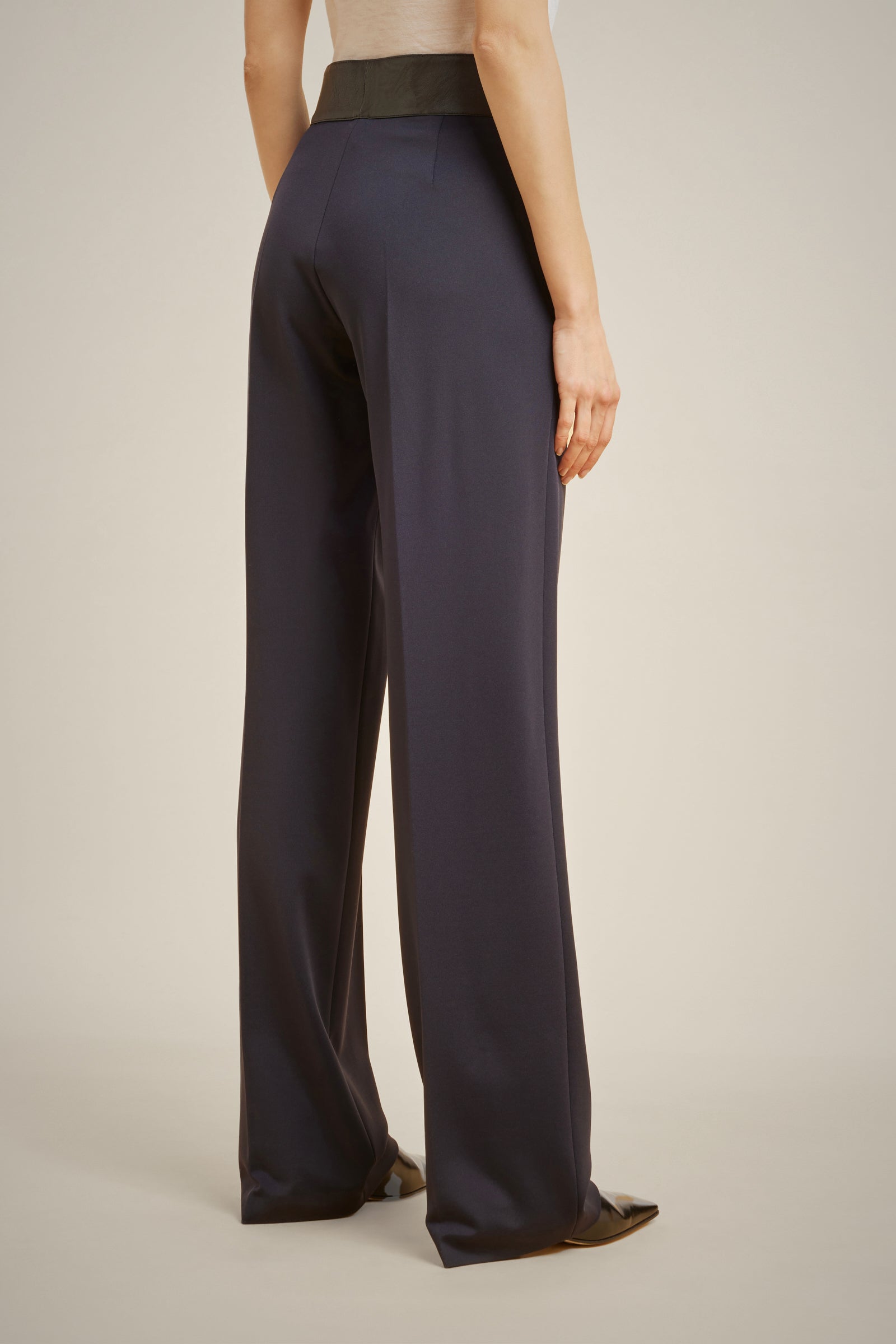 TROUSERS WITH WAIST STRAP