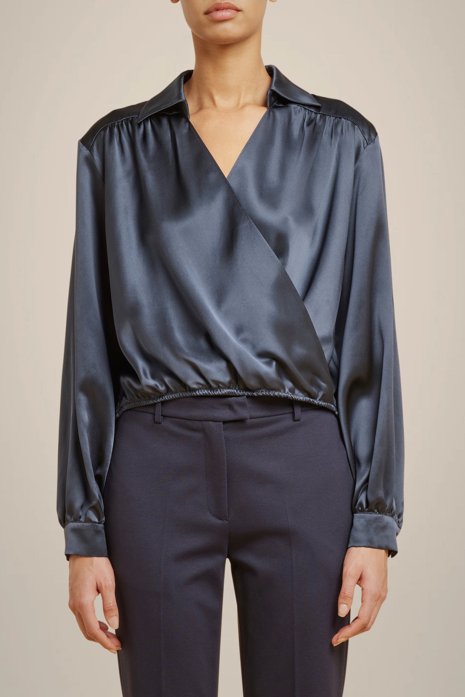 BLUSA INCROCIATA IN 100% RASO DI SETA