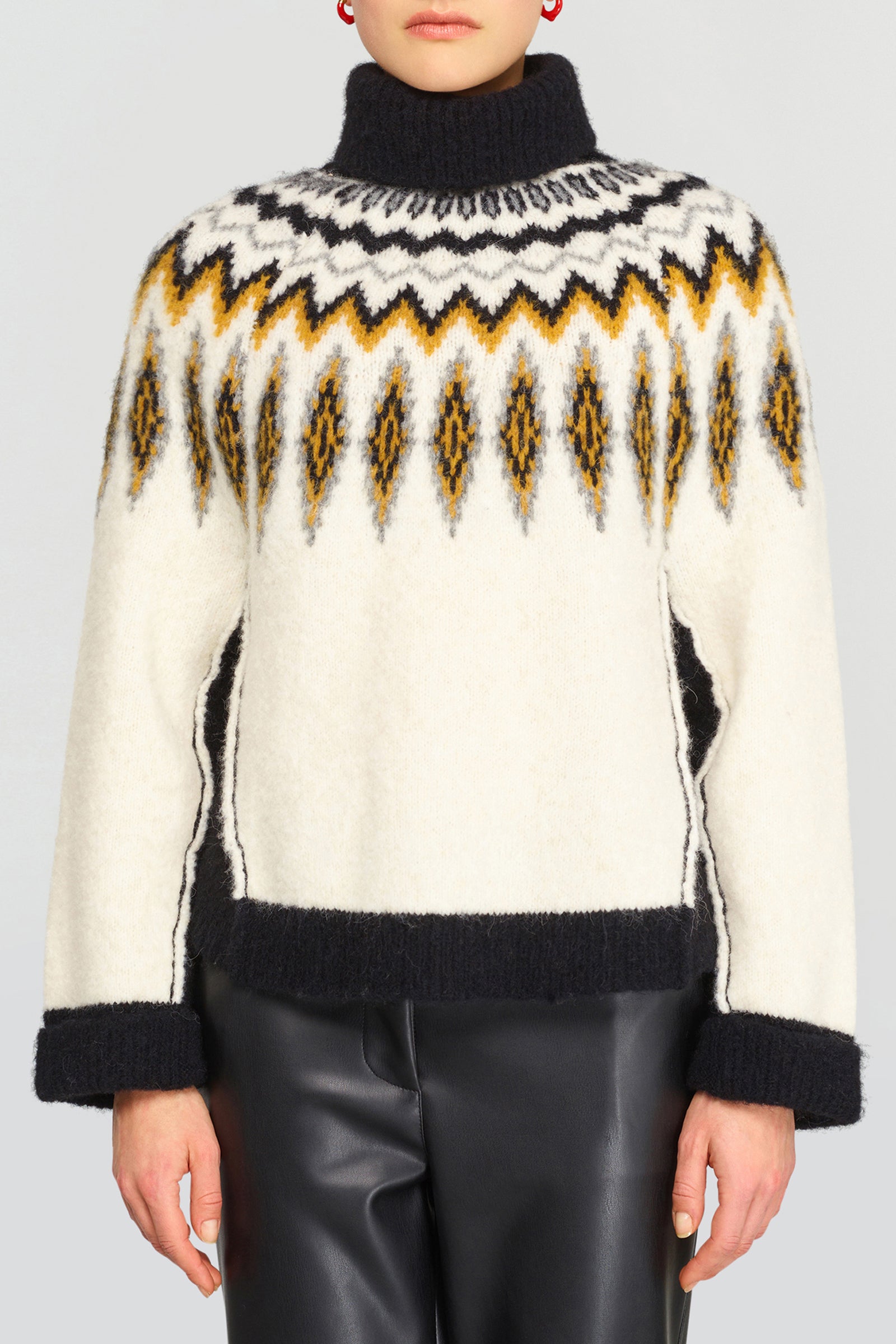 SWEATER
