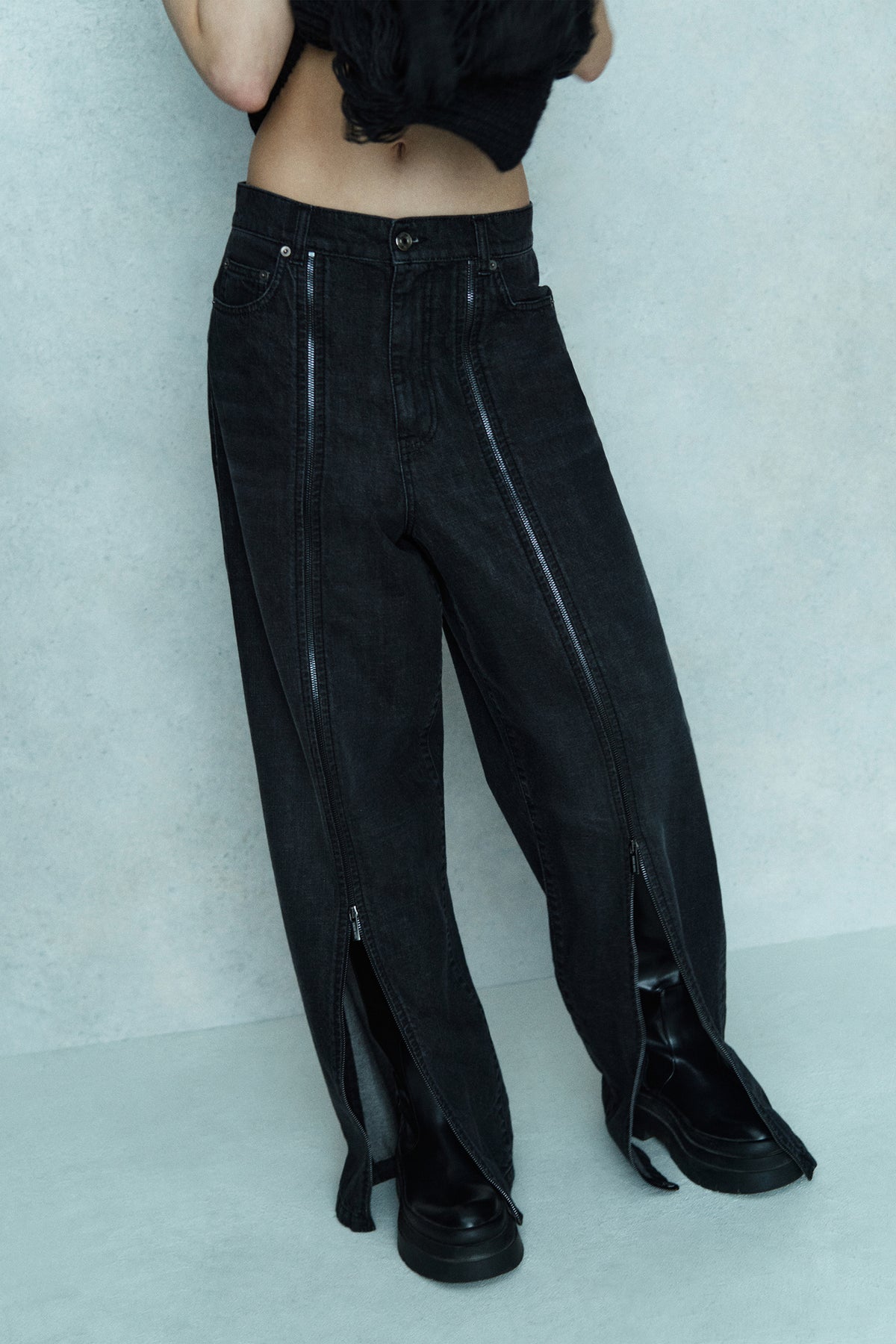 W5HH5WY13JNS17