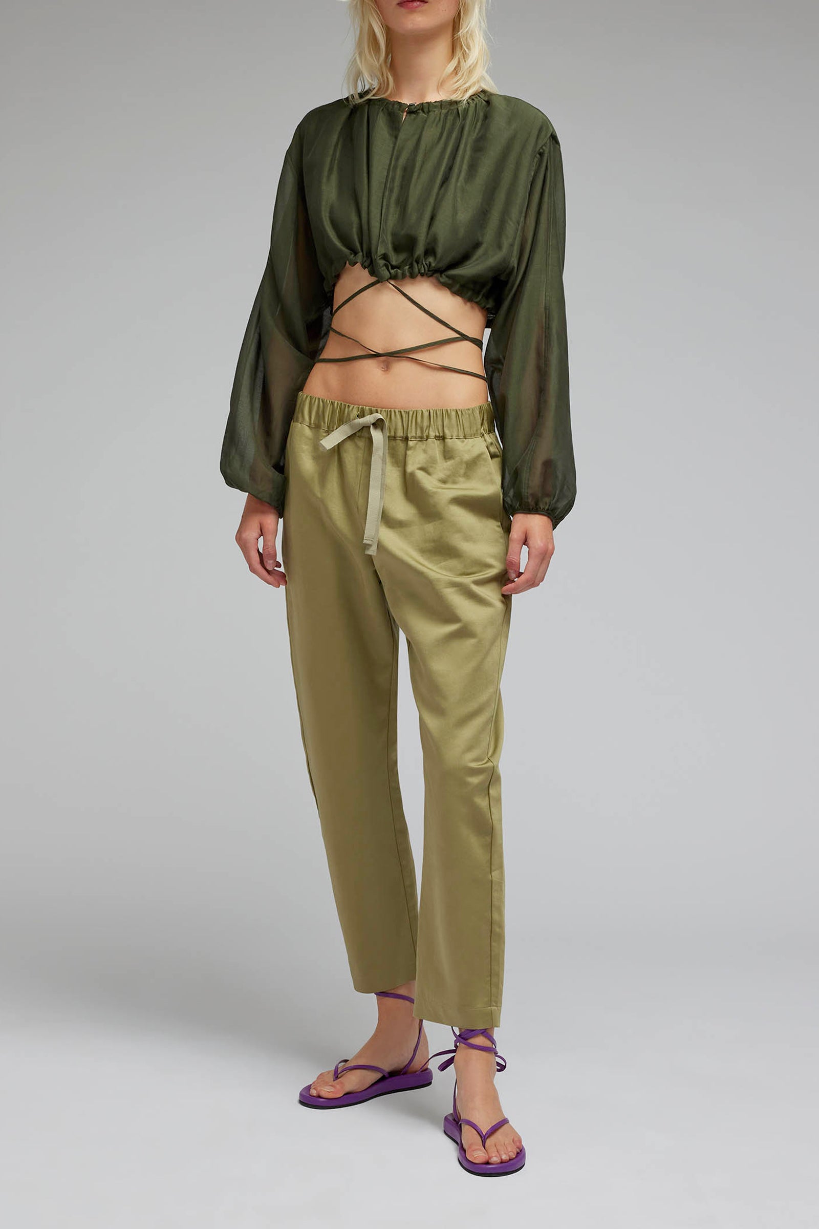 blusa crop in mussola