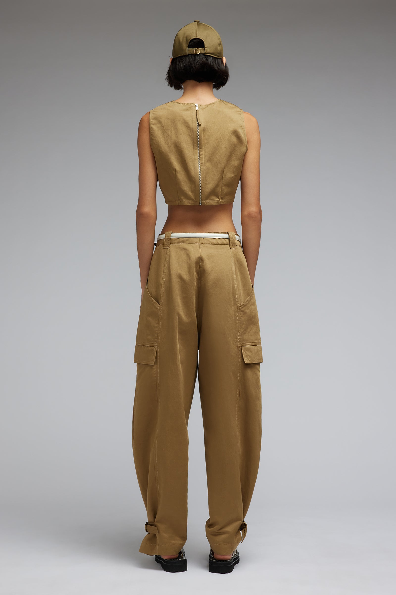 top corto in cotone lino