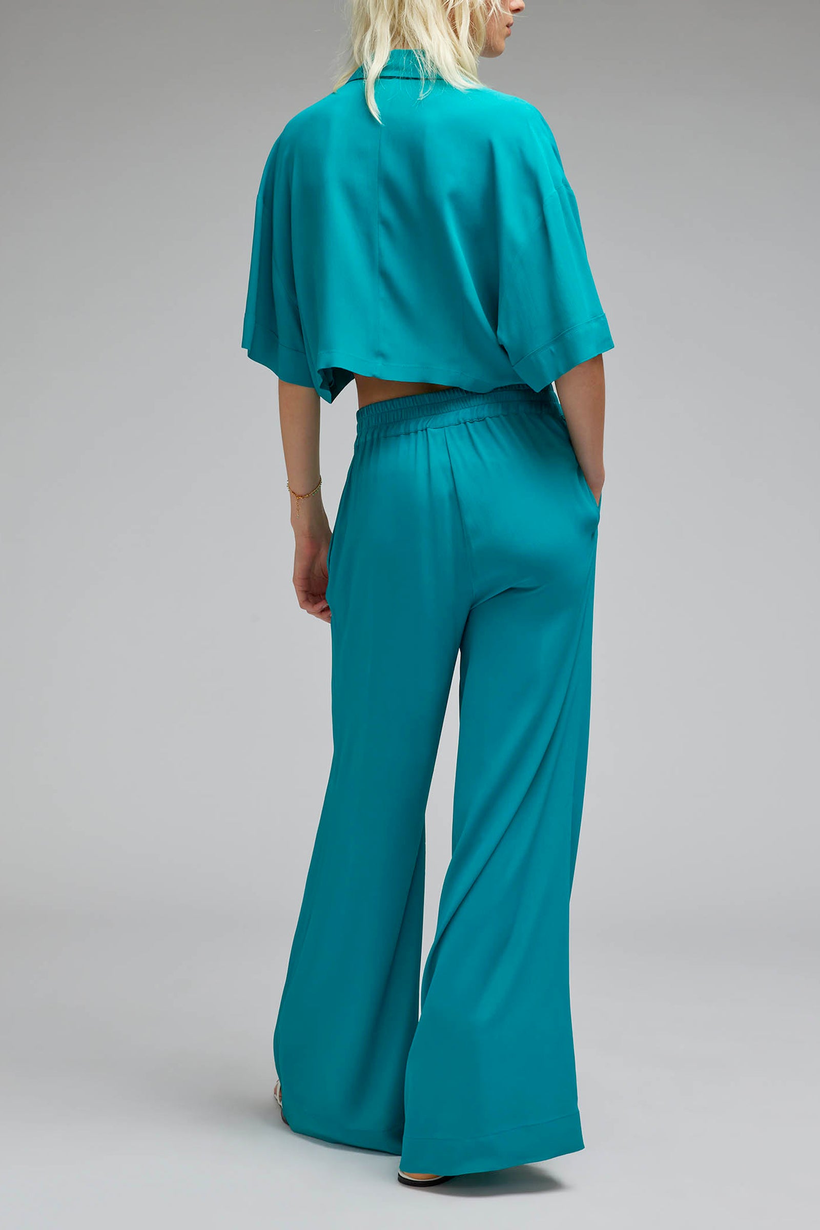 CAMICIA CON NODO IN CREPE DE CHINE