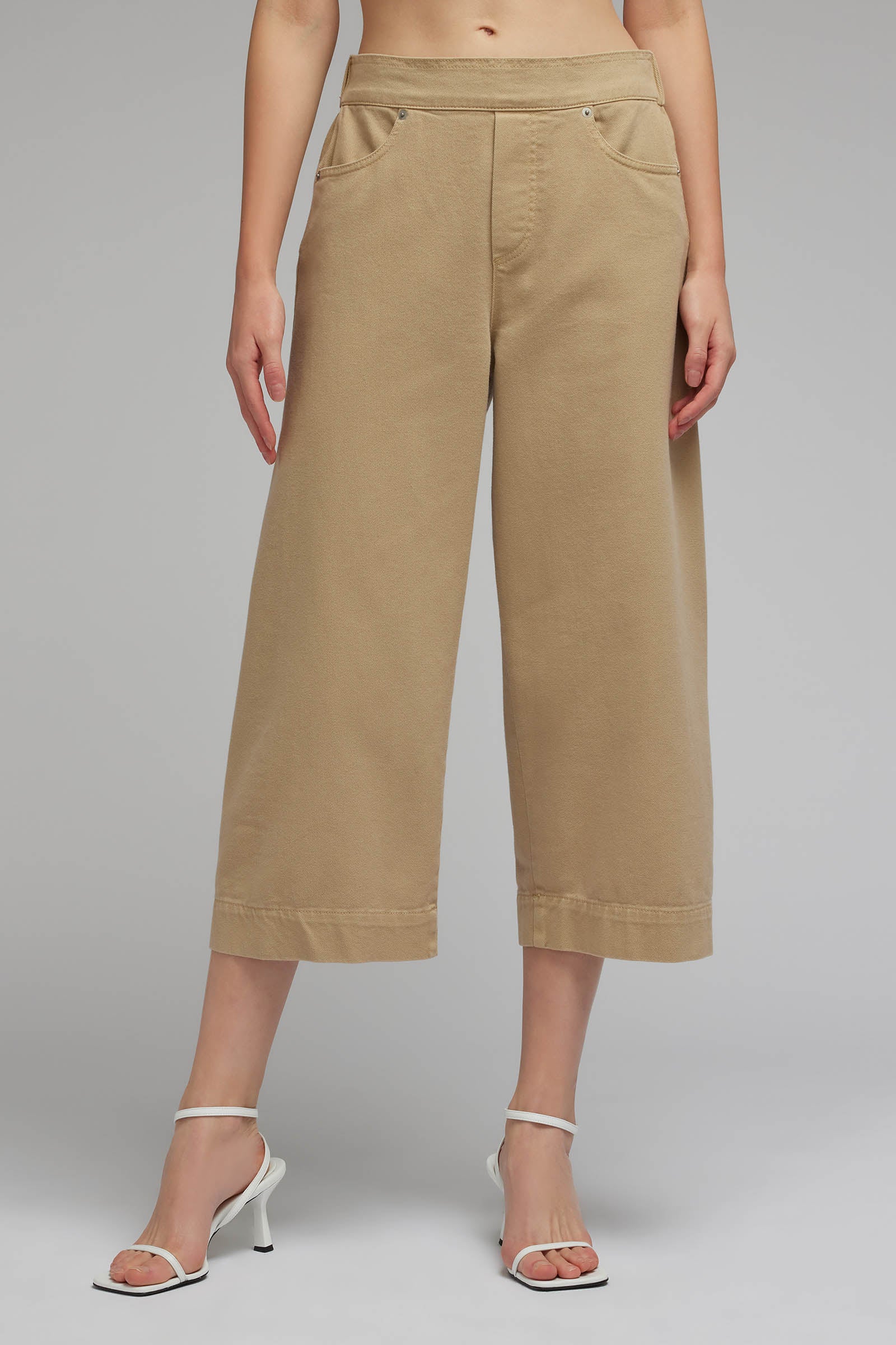 CROPPED JEANS