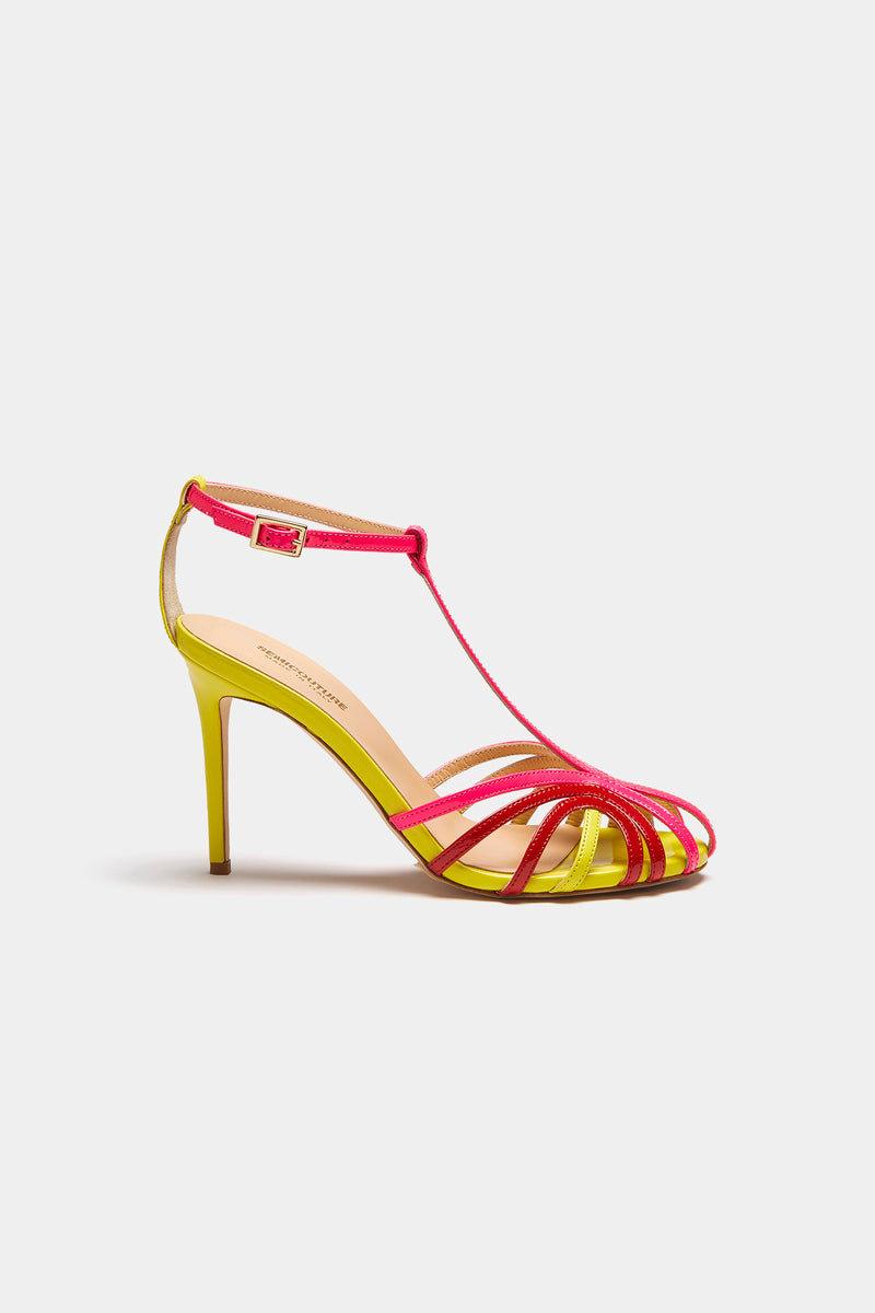 tricolor sandal