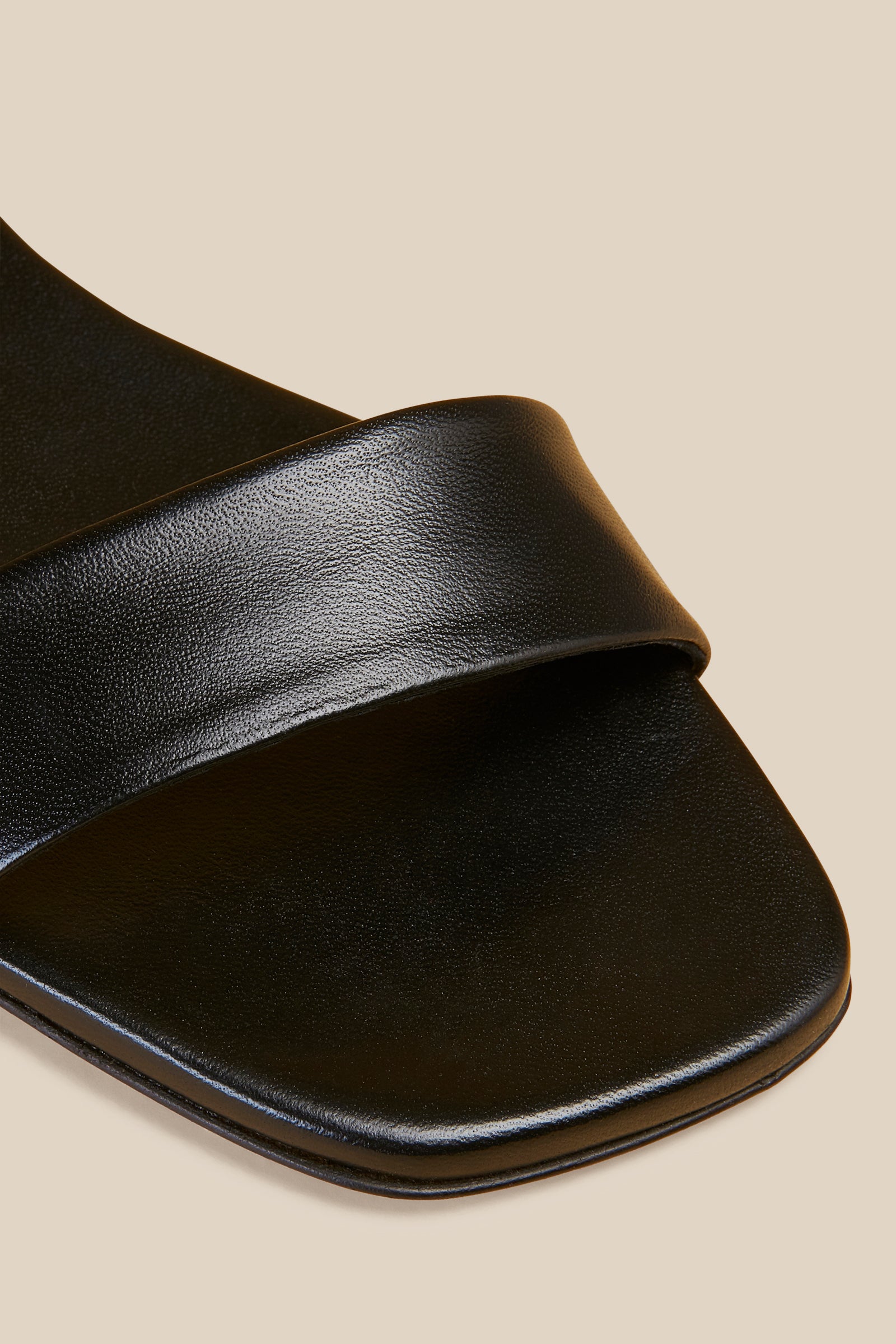 MULE FLAT CON FASCIA