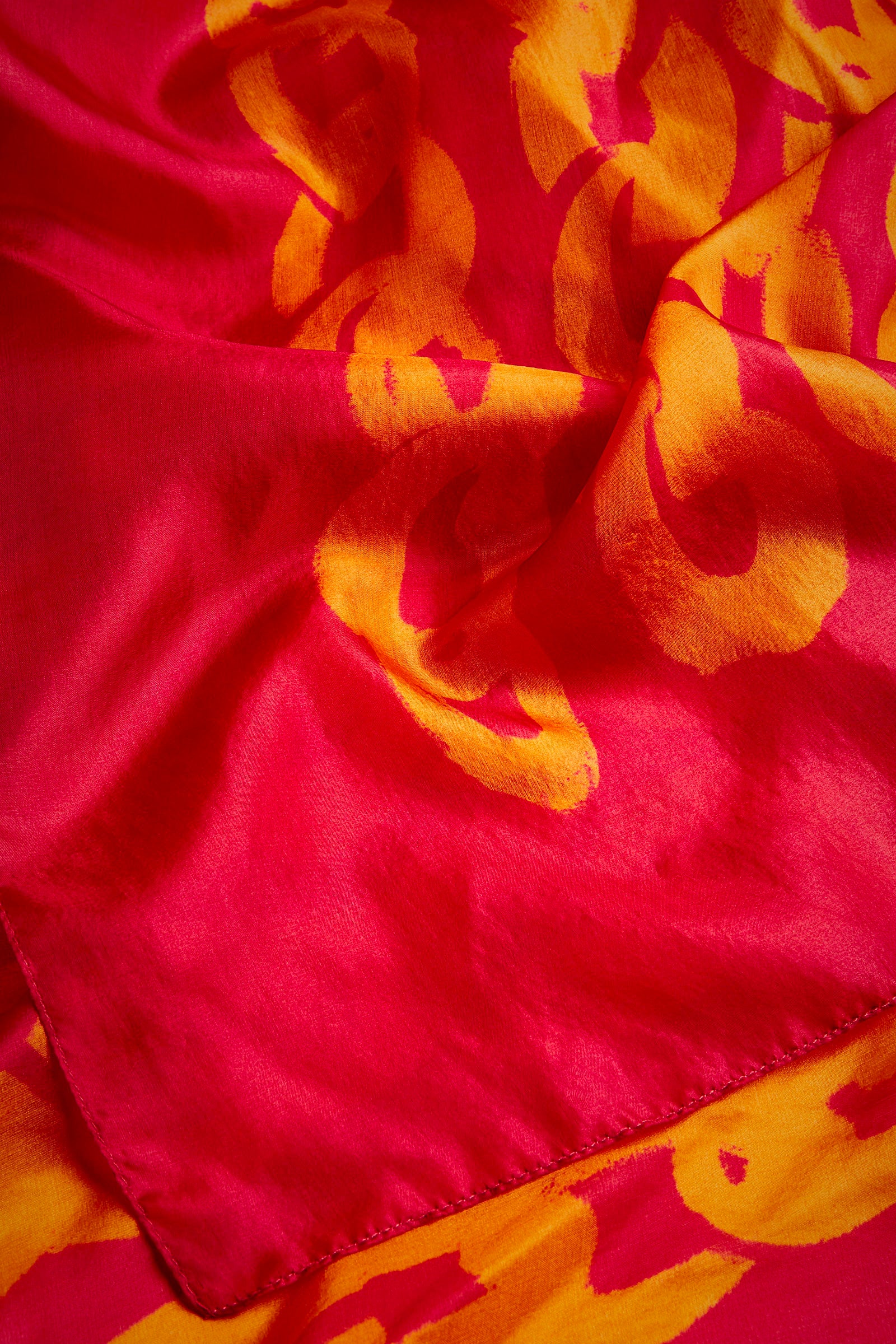 CHAIN PRINT STOLE