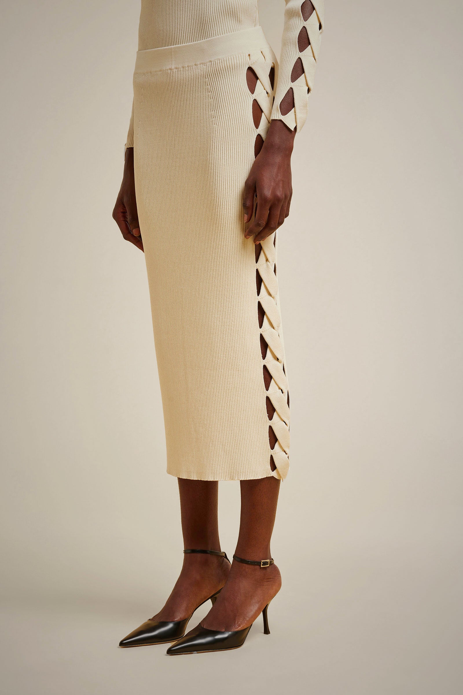 SKIRT WITH WOVEN SIDE BANDS