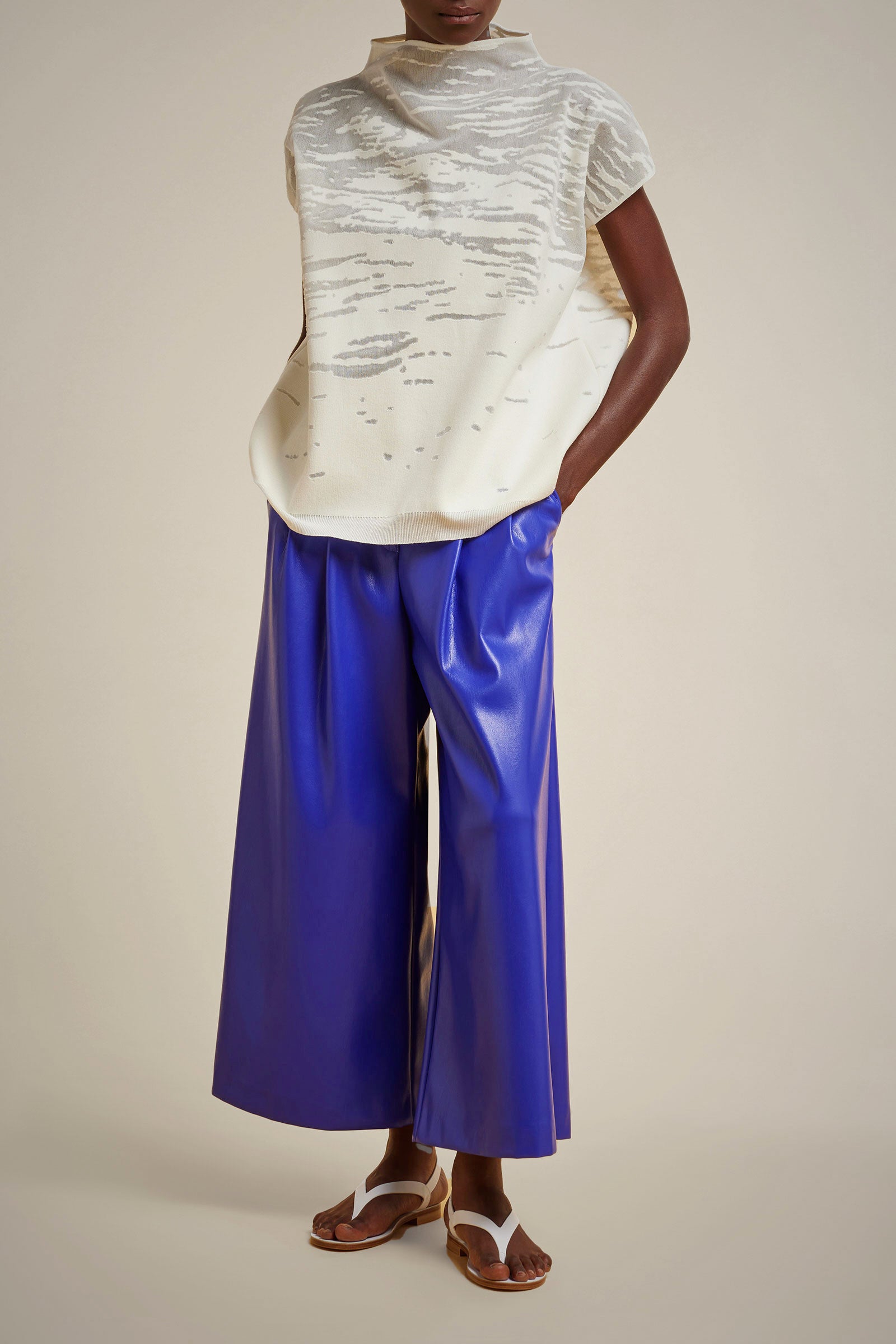 GONNA/PANTALONE