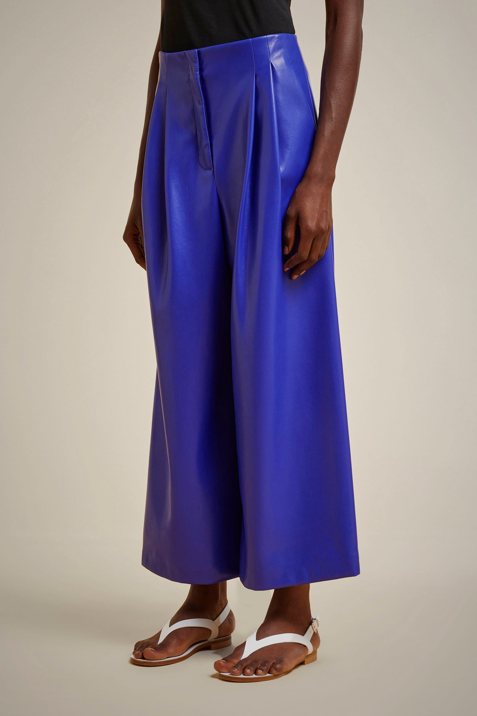 GONNA/PANTALONE