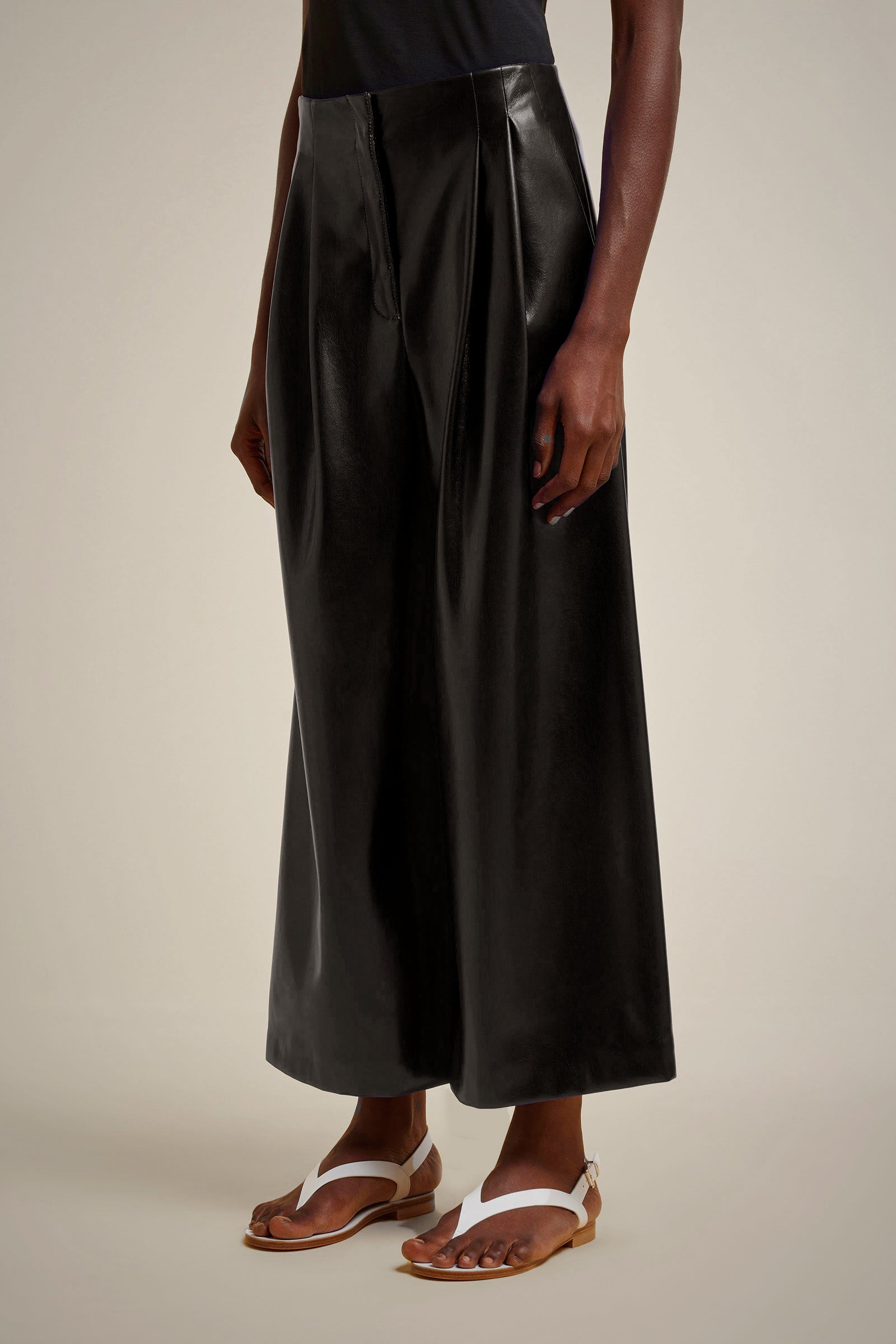 GONNA/PANTALONE