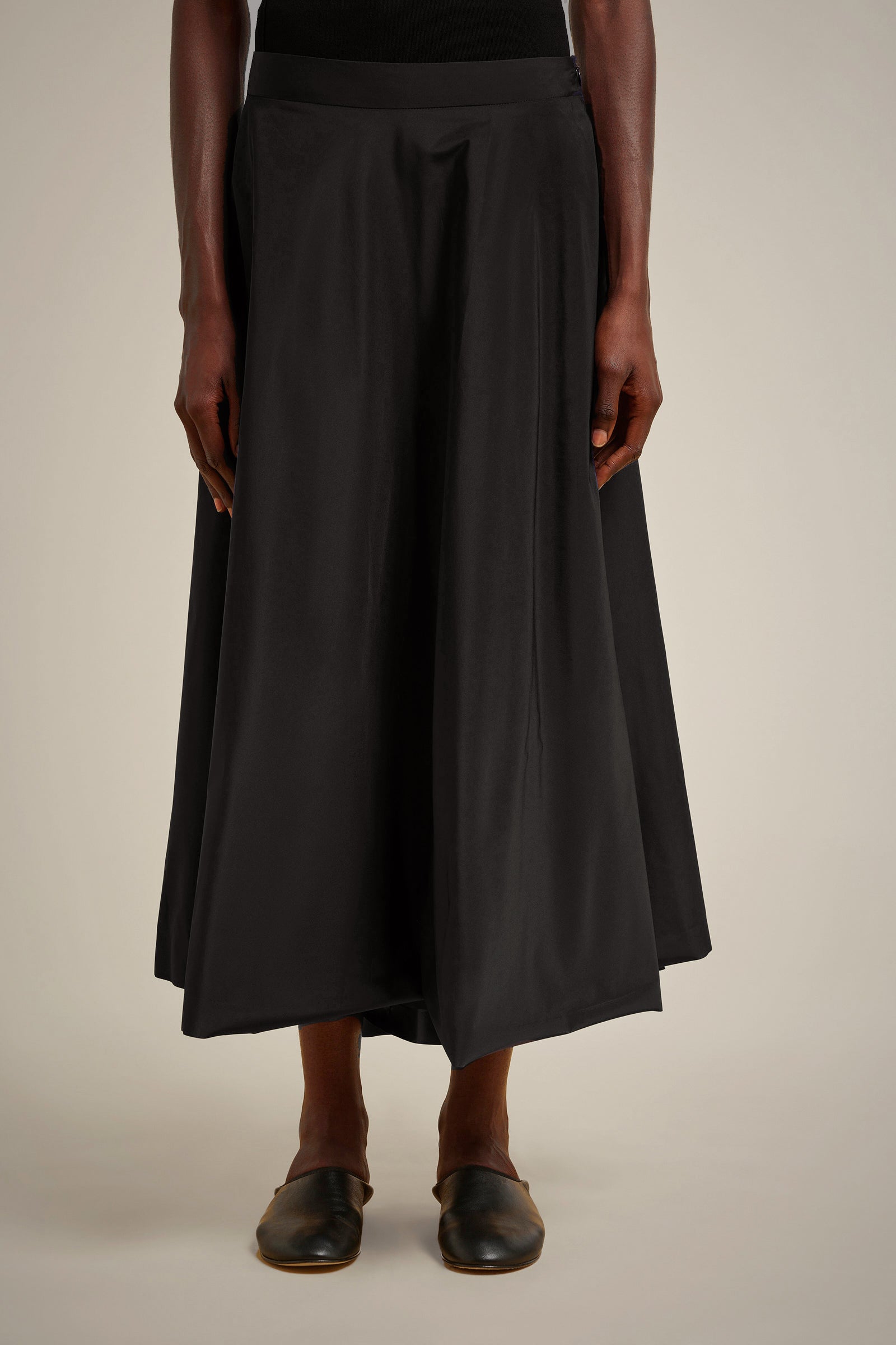 WIDE SKIRT