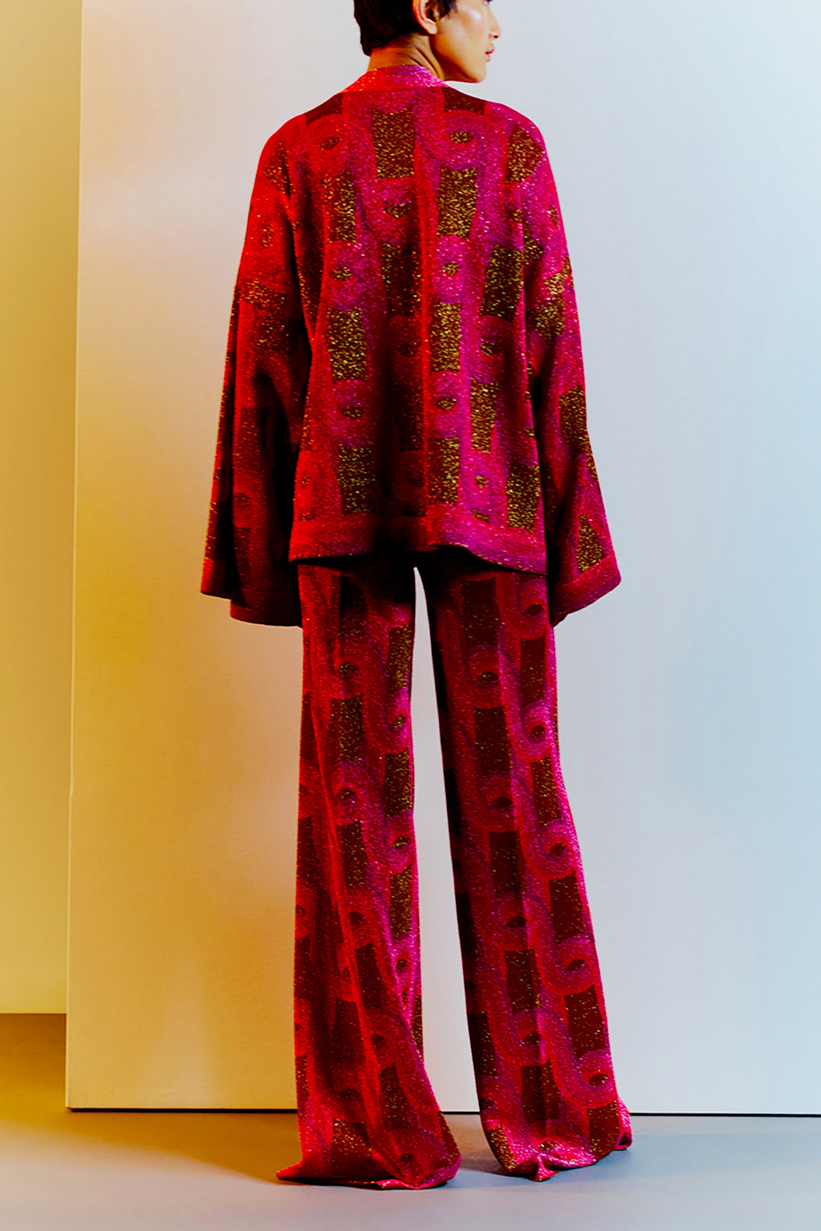 KIMONO