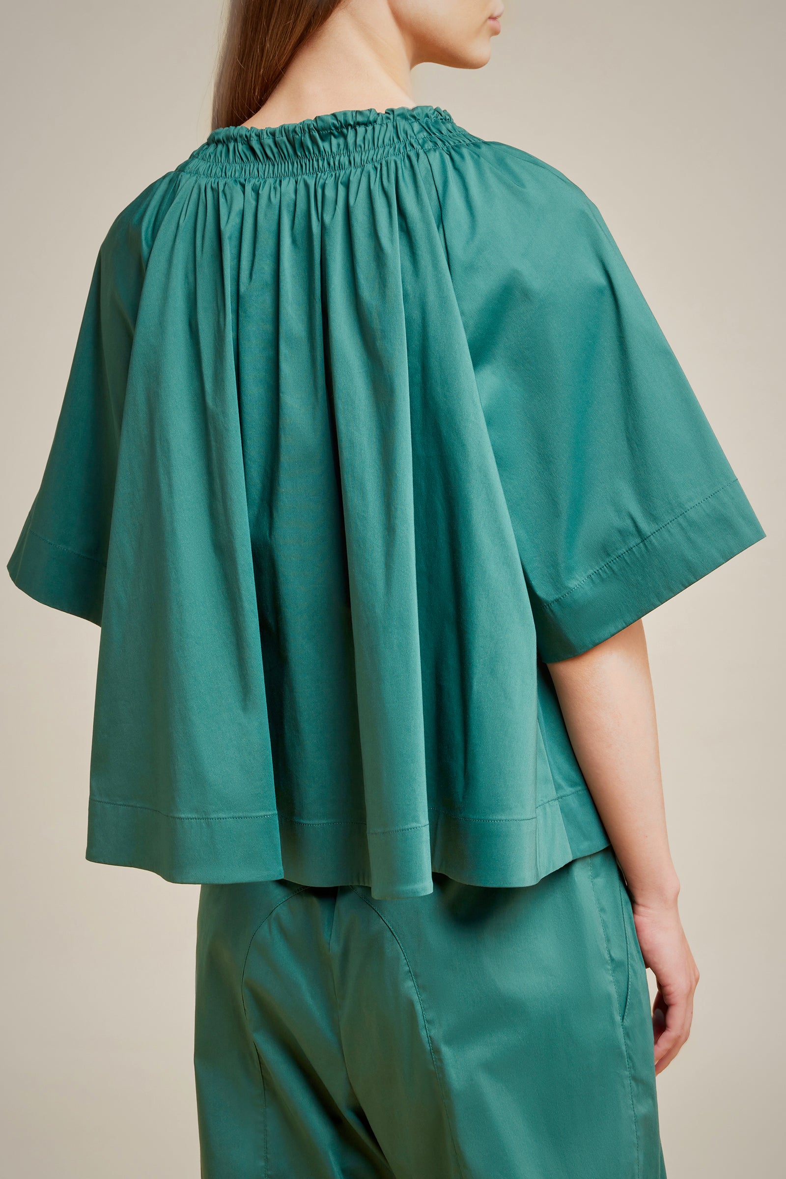 BLUSA CON FIOCCO