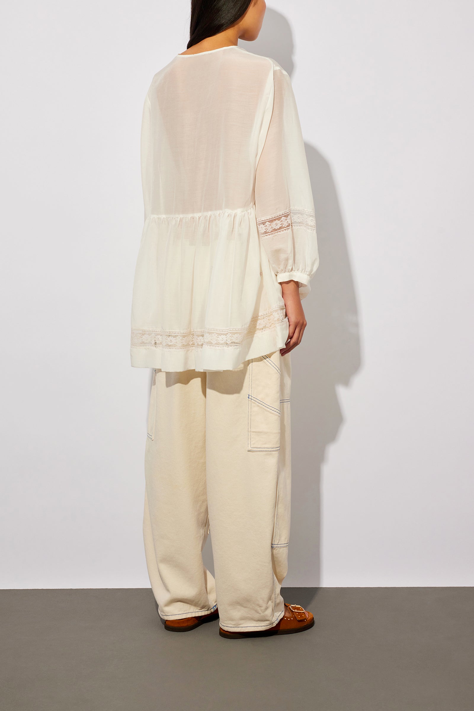 LACE AND MUSLIN V-NECK DRESS