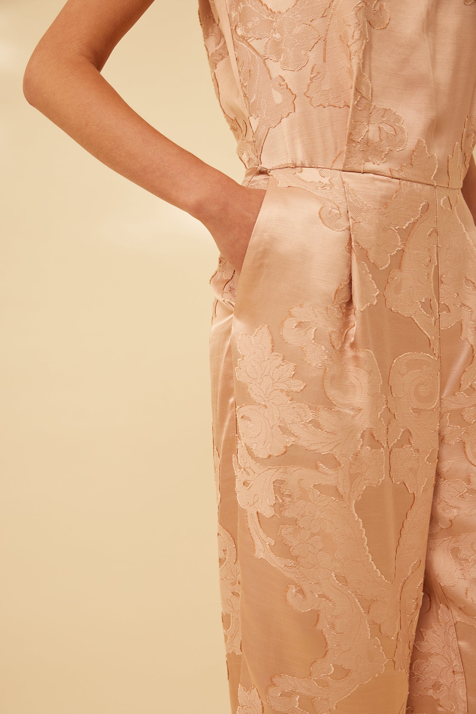 FLUID JACQUARD SLEEVELESS OVERALL