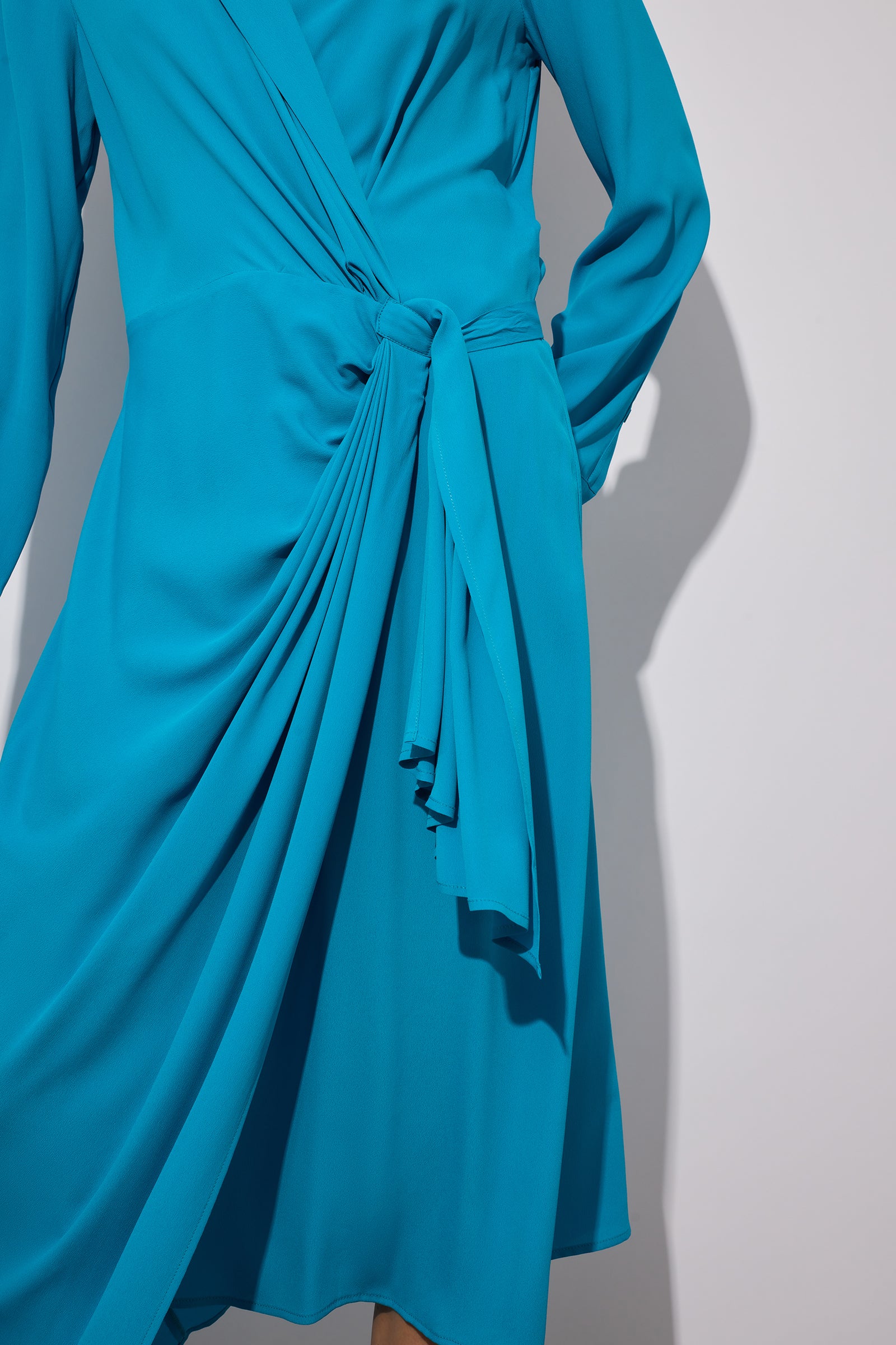 ABITO A PORTAFOGLIO IN CREPE DE CHINE