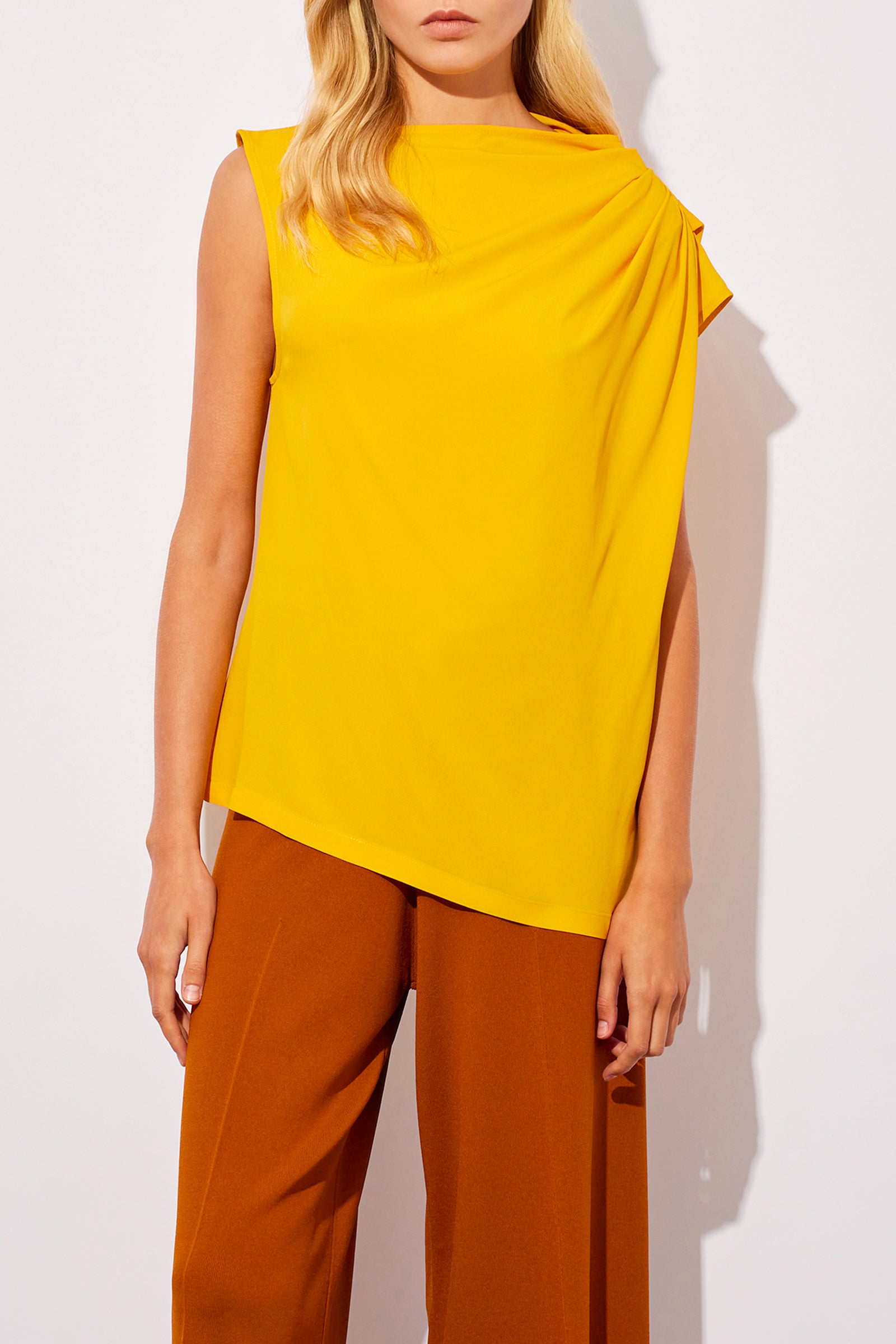 CREPE DE CHINE PLEATED TOP