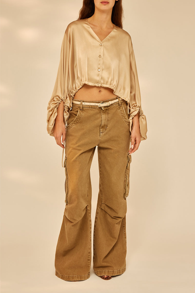 LIGHT SATIN CROPPED BLOUSE