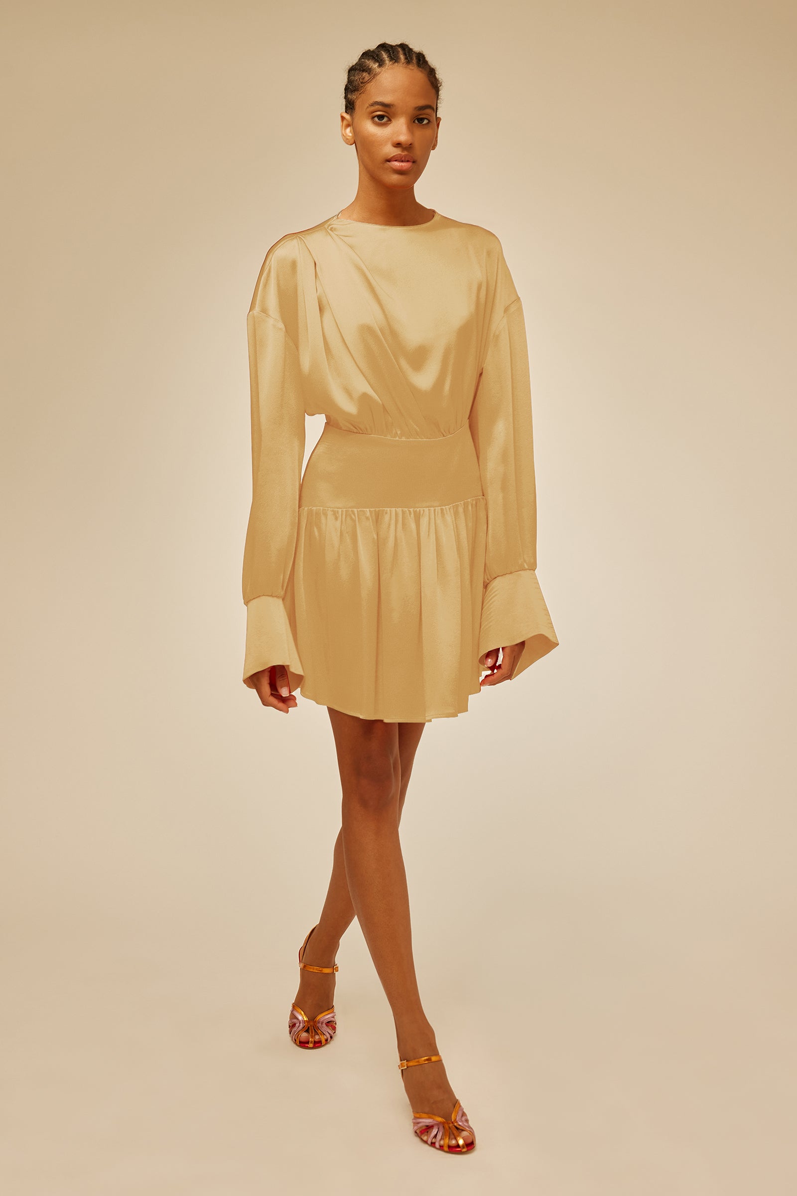 LIGHT SATIN CREW-NECK DRESS