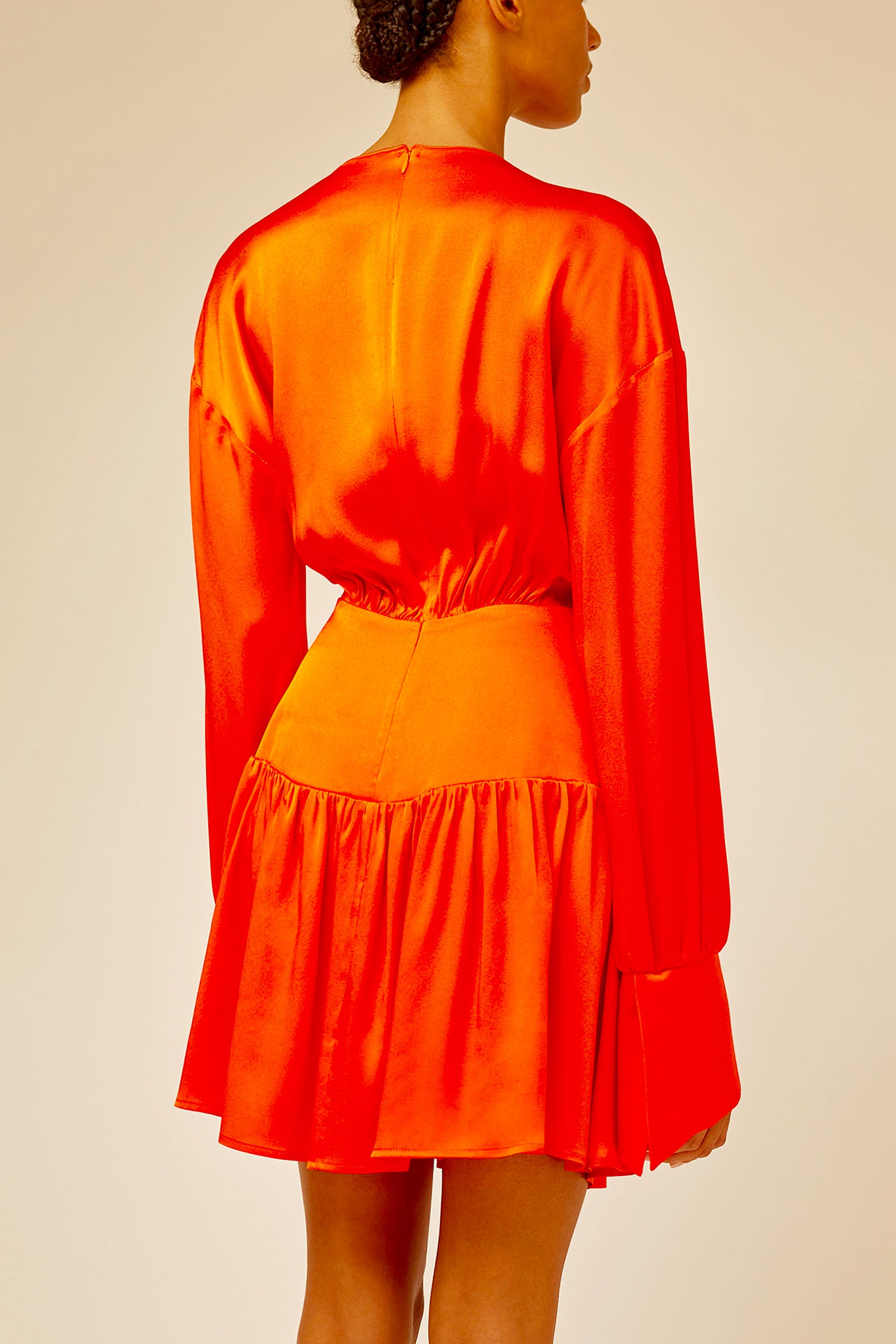 LIGHT SATIN CREW-NECK DRESS