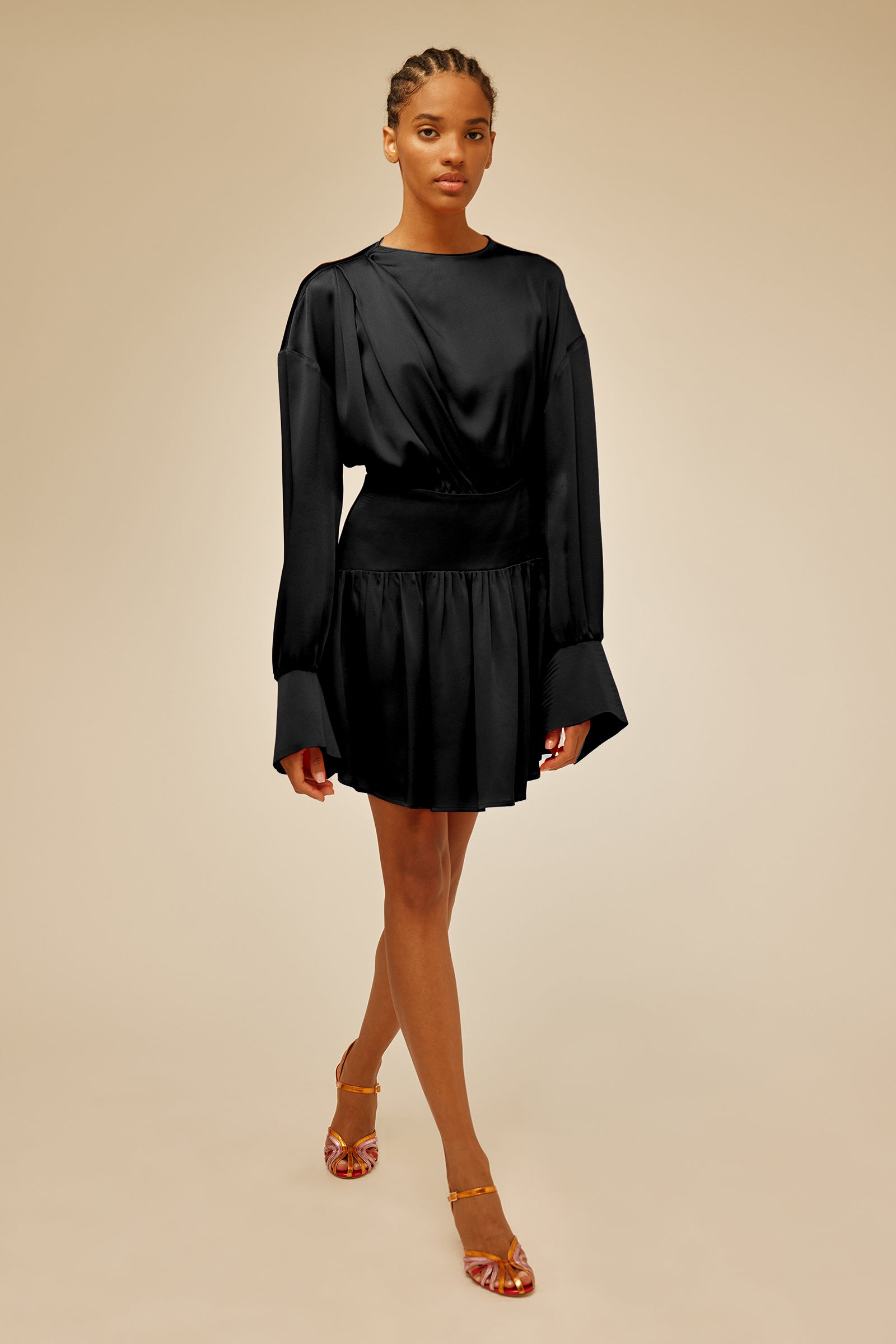 LIGHT SATIN CREW-NECK DRESS