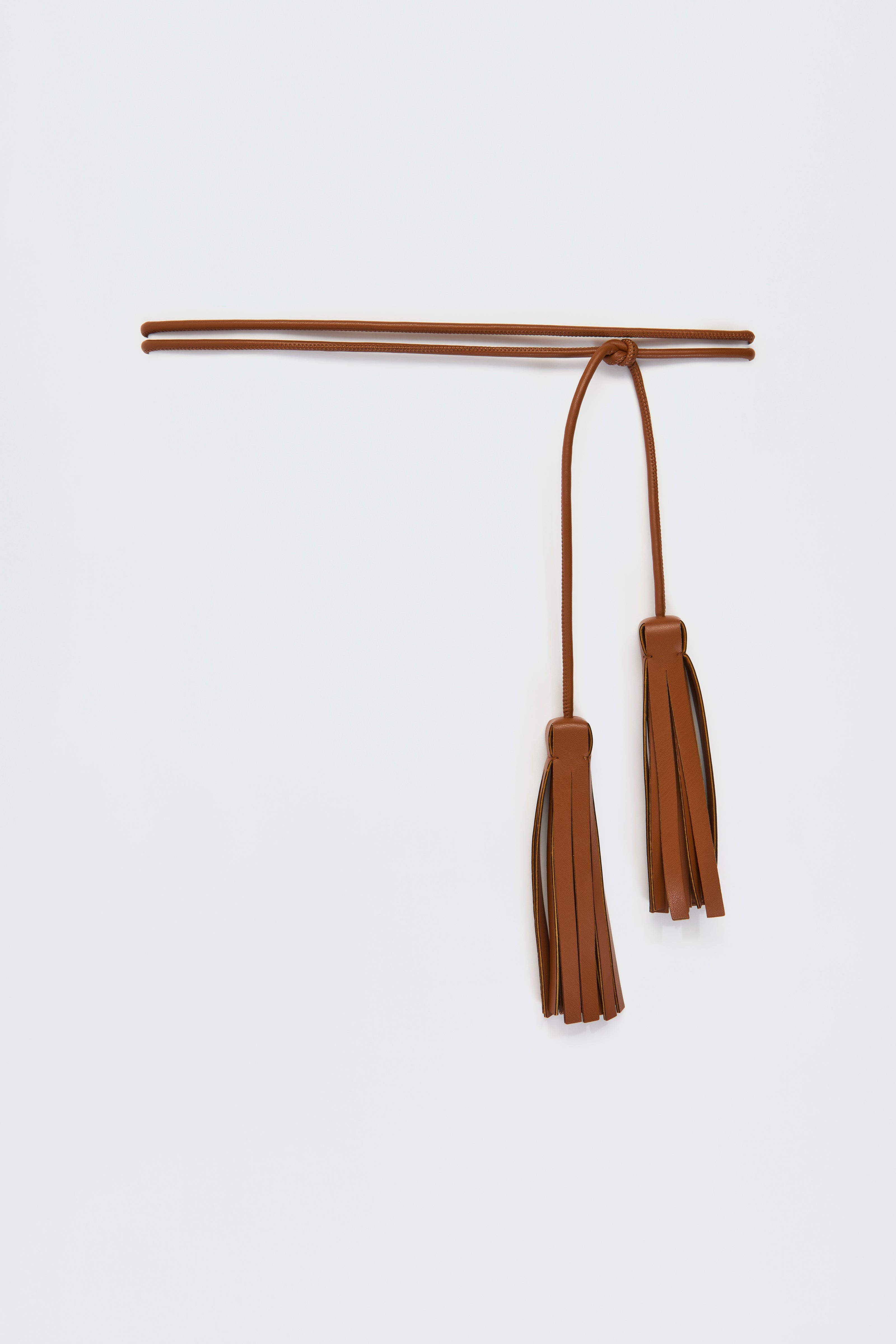 BELT WITH TASSELS