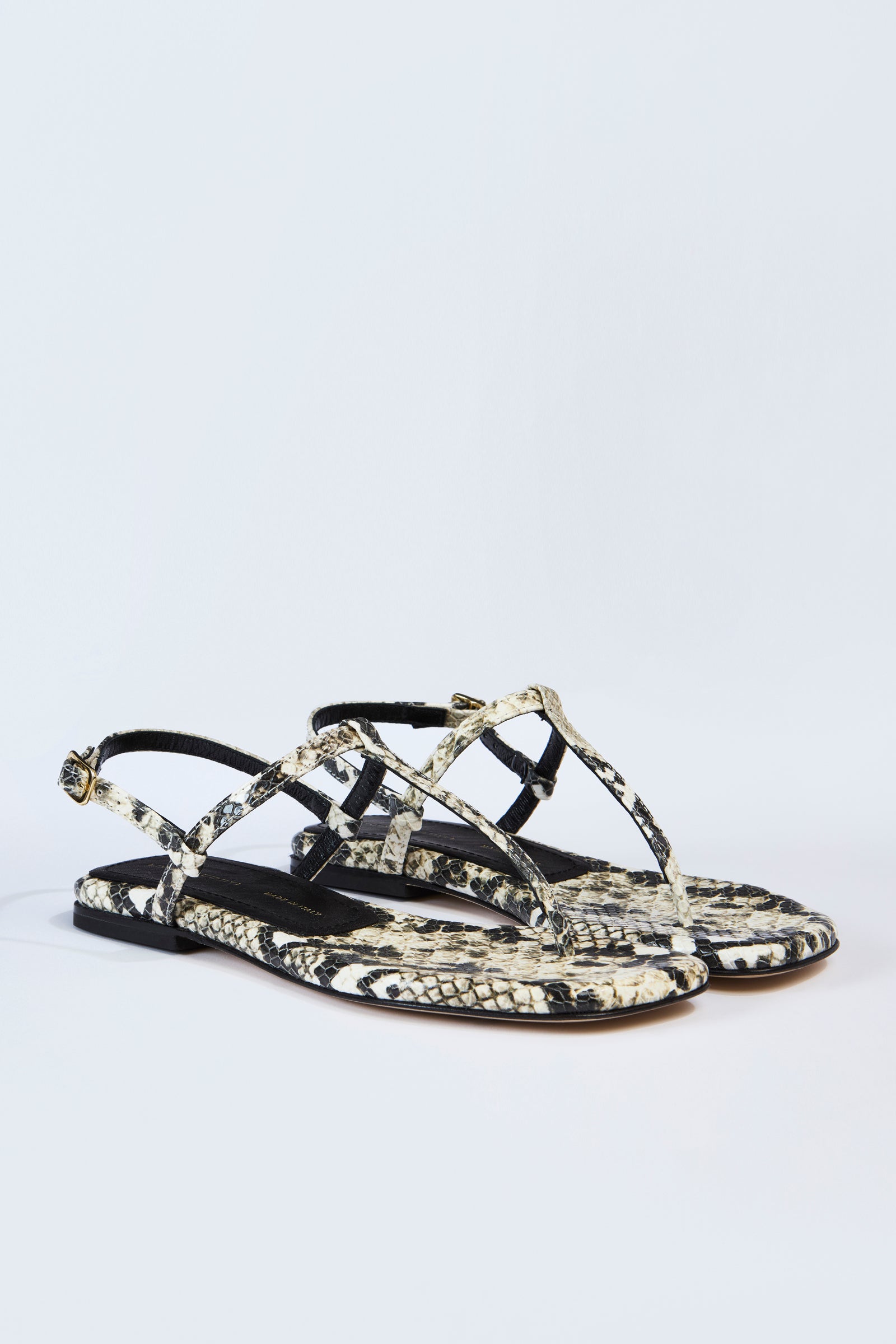 FLAT FLIP-FLOP SANDAL