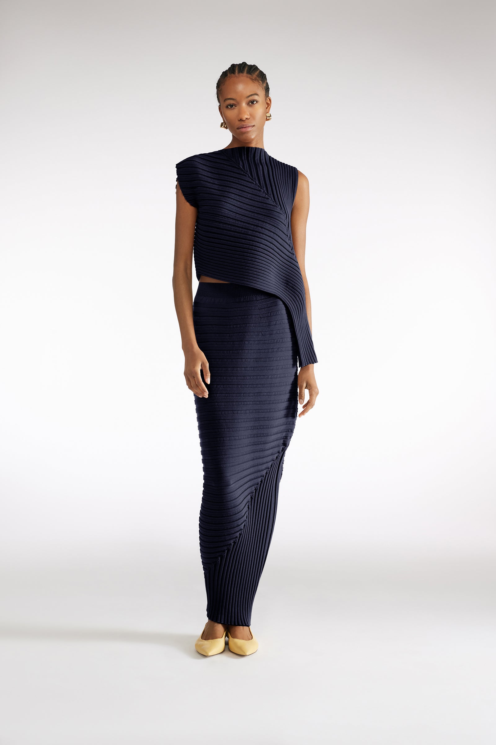 ASYMMETRICAL SWEATER