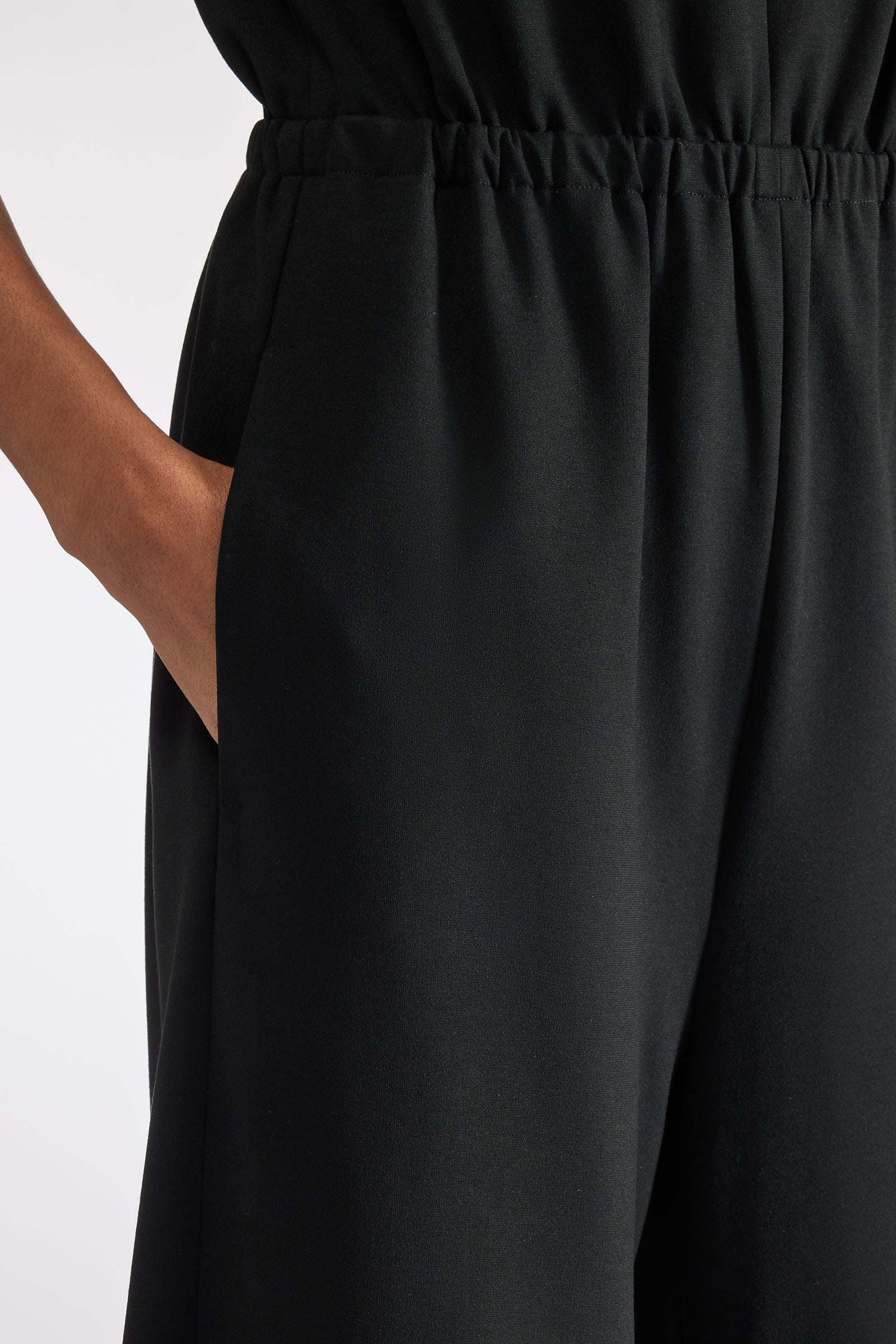 FULL BODY OVERALL WITH BARE SHOULDERS