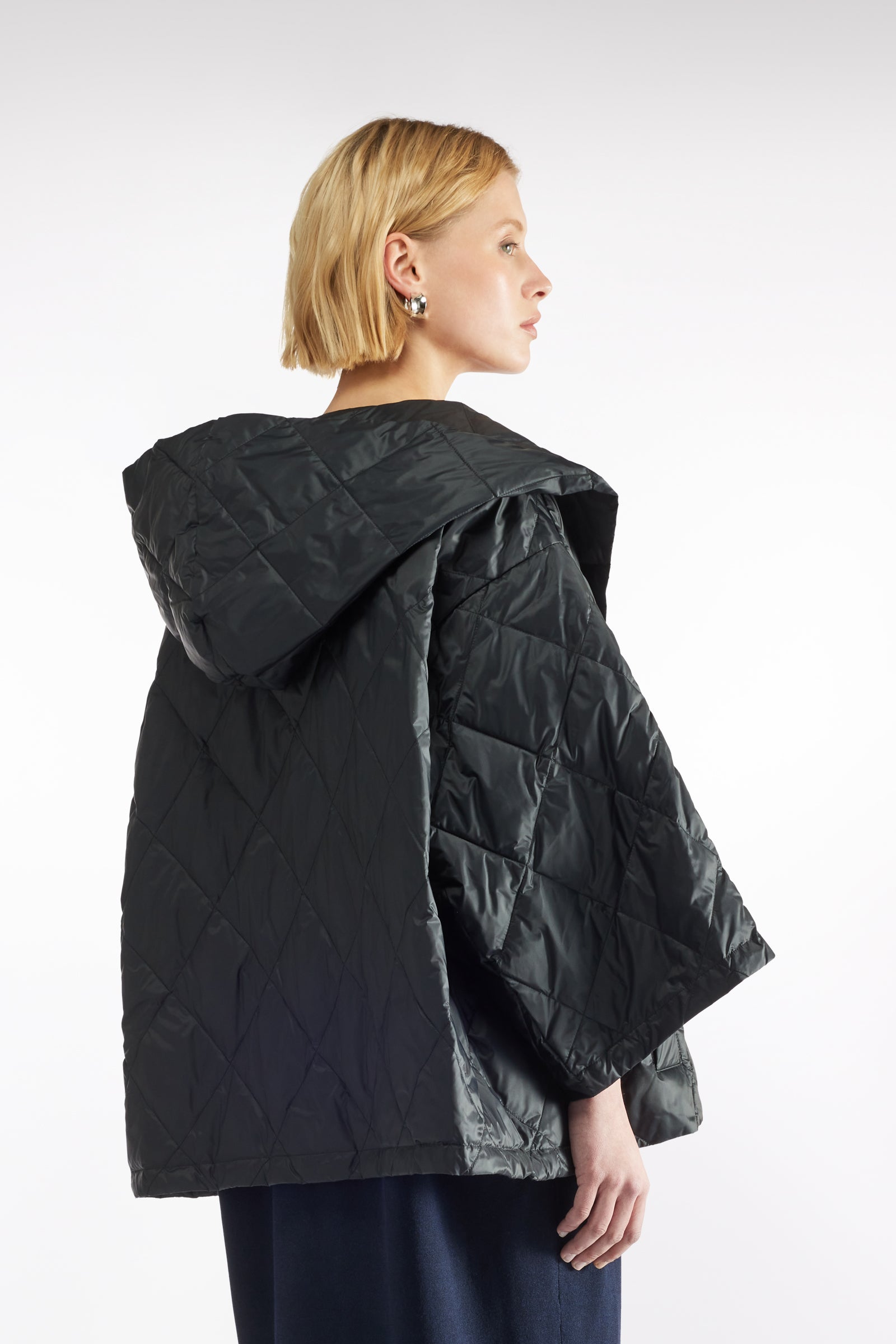 QUILTED CAPE