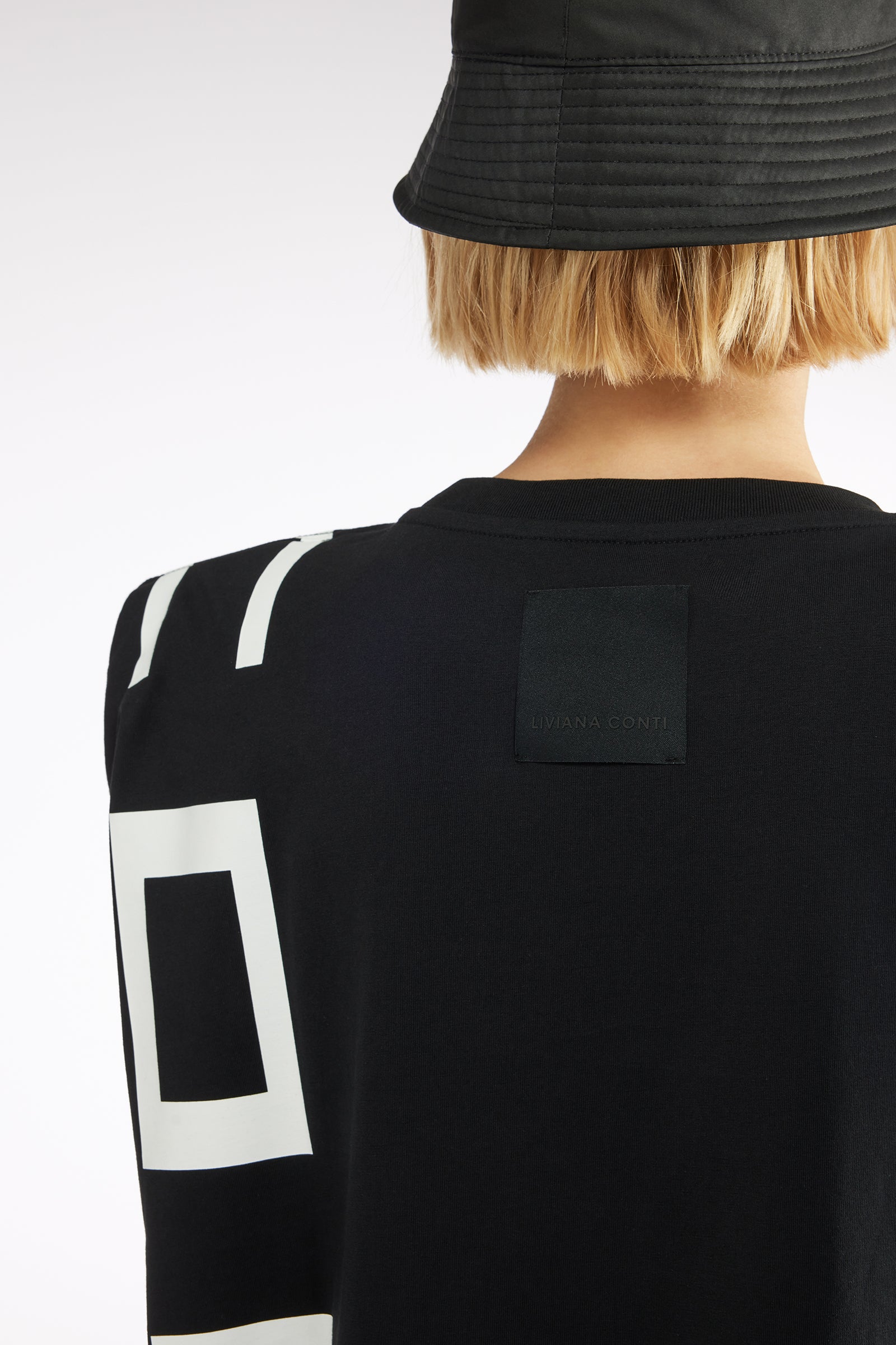 T-SHIRT WITH LOGO PRINT