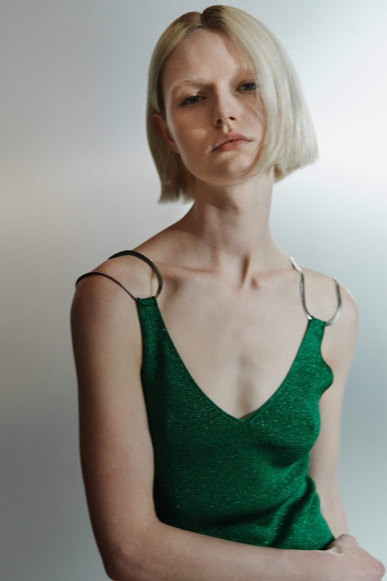 STRAPLESS ACCESSORY TANK TOP